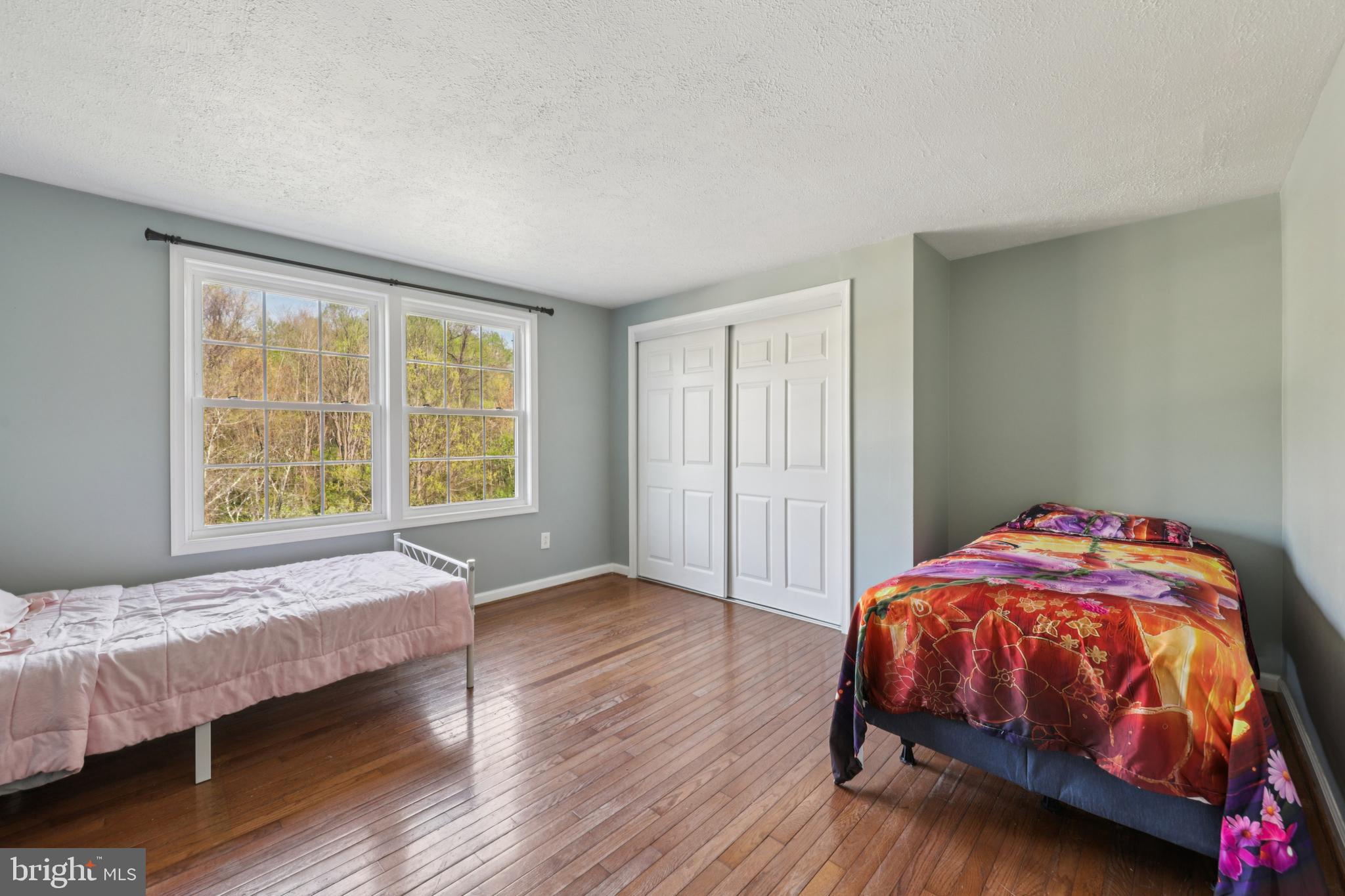 MILL CREEK SOUTH - Residential