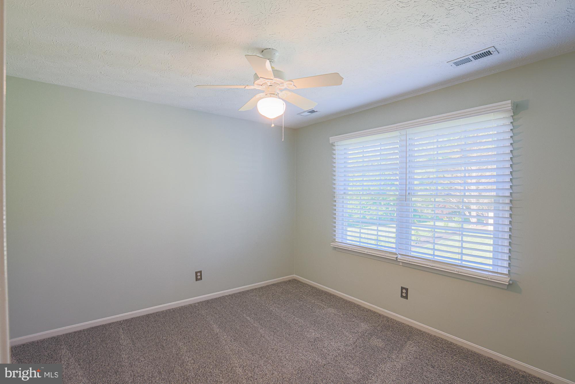 PLEASANT VIEW FARMS - Residential