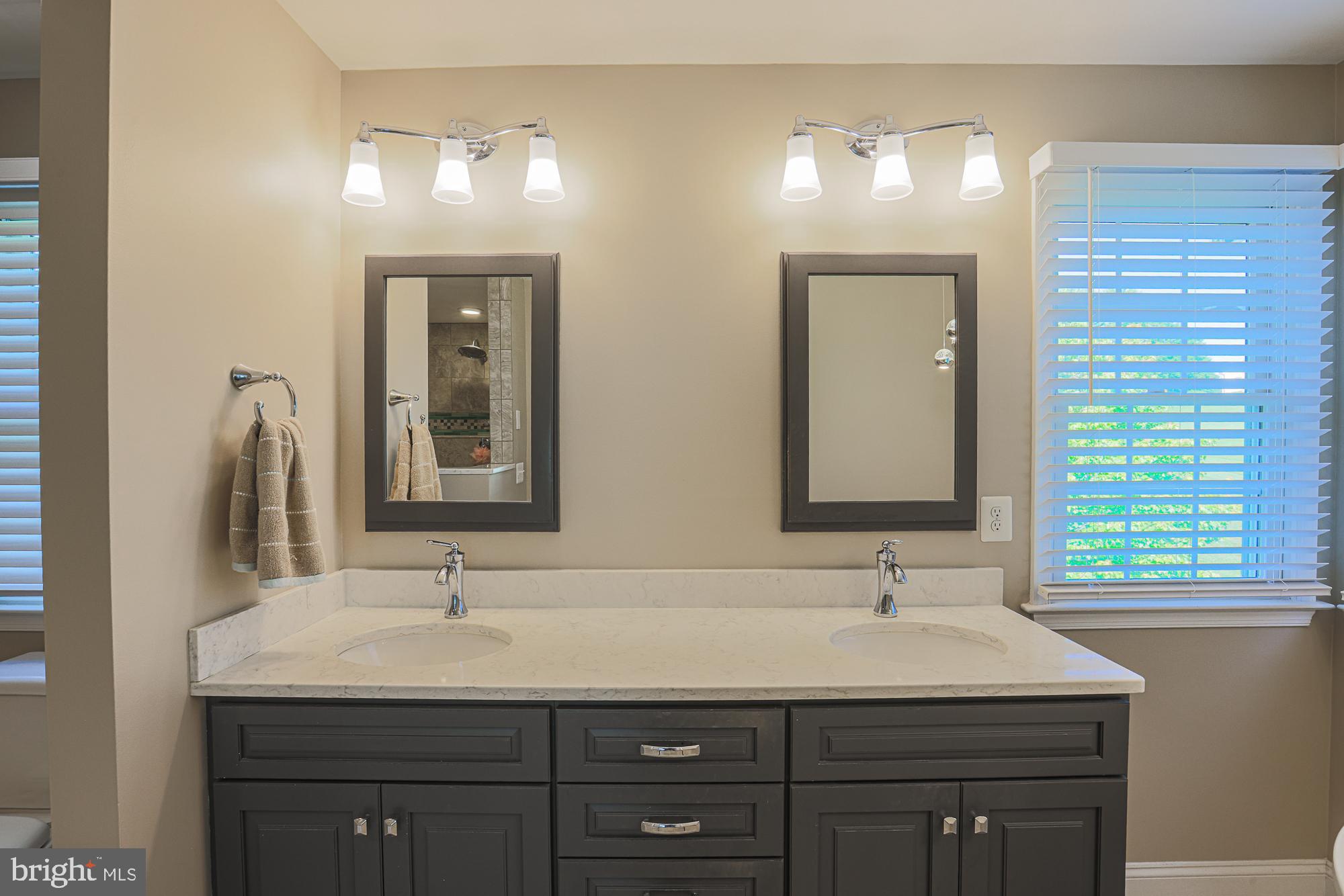 PLEASANT VIEW FARMS - Residential