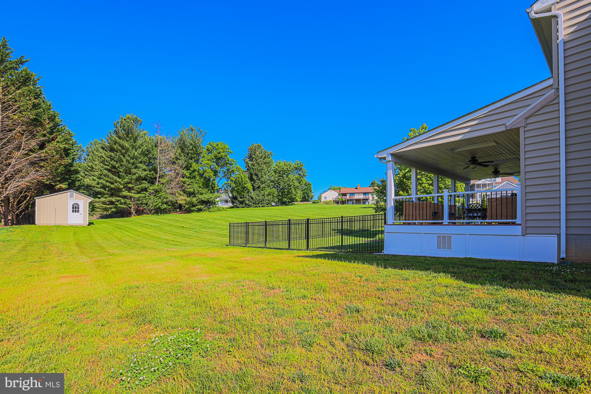 PLEASANT VIEW FARMS - Residential