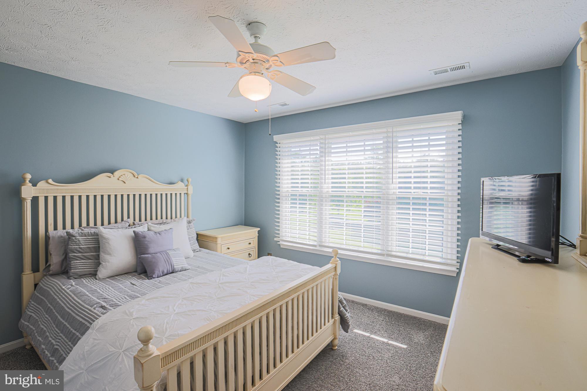PLEASANT VIEW FARMS - Residential