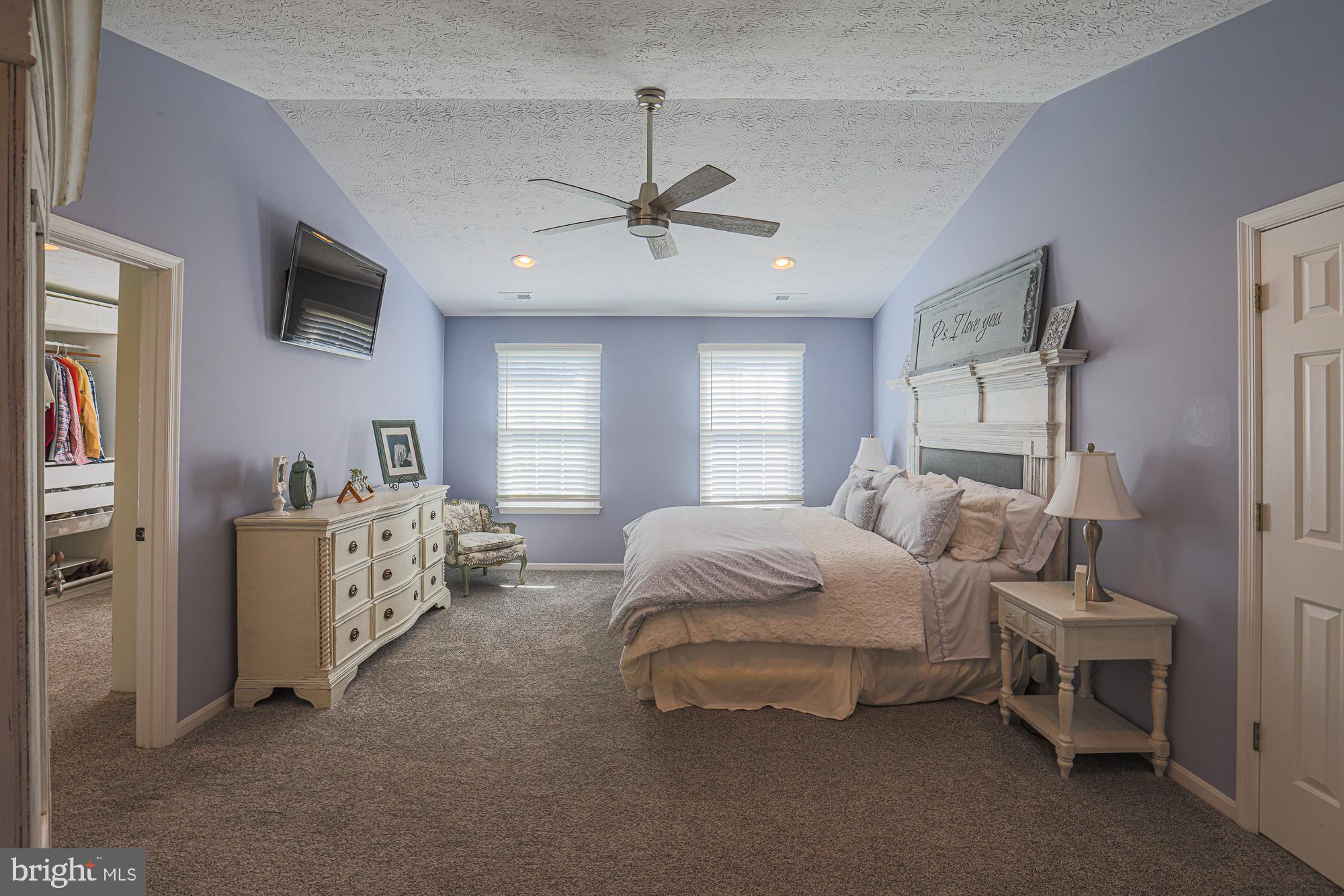 PLEASANT VIEW FARMS - Residential