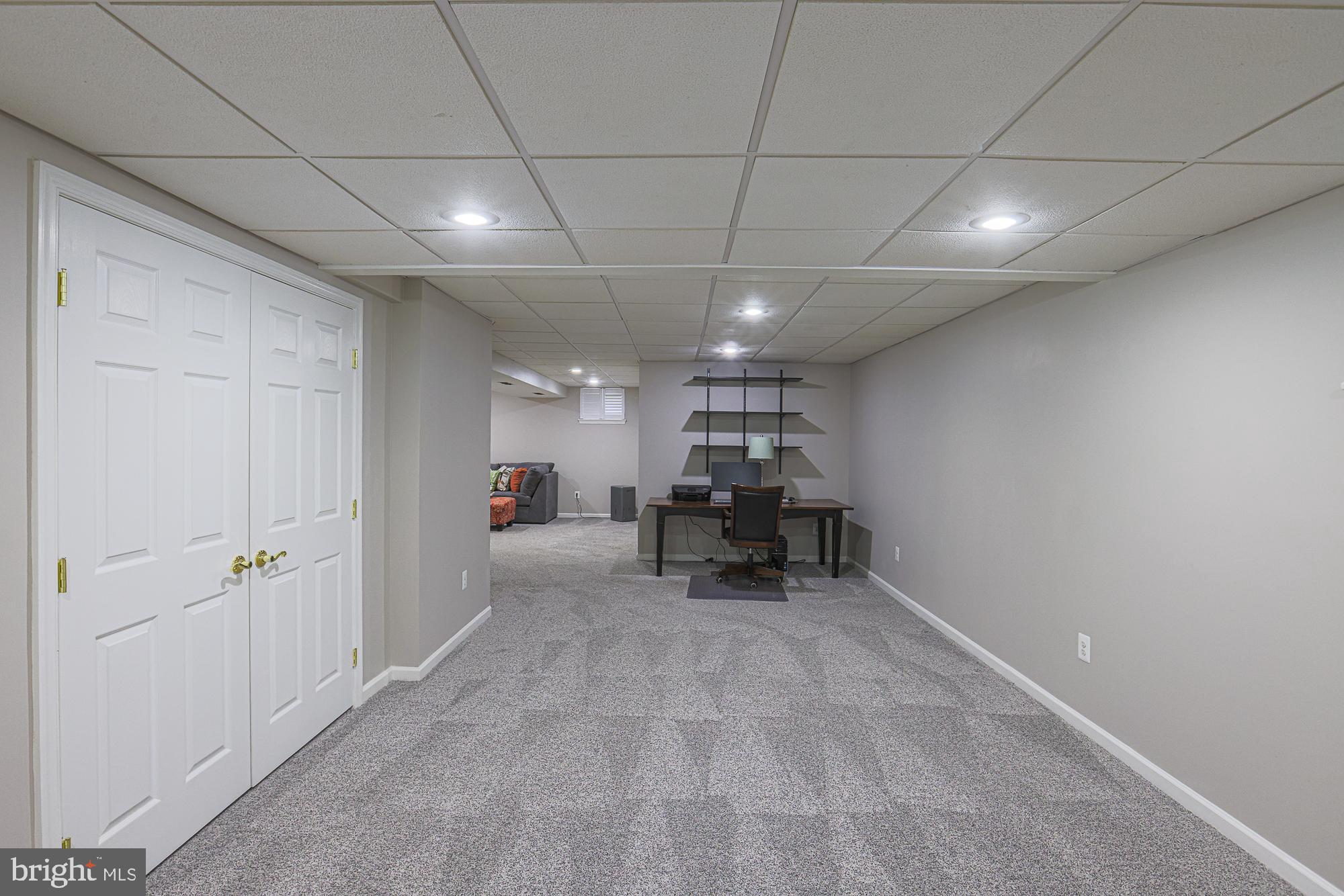 PLEASANT VIEW FARMS - Residential