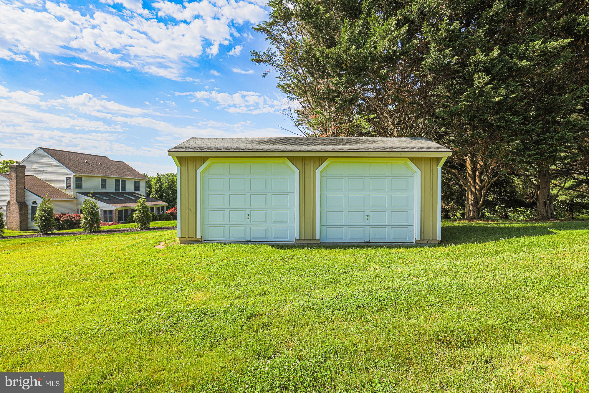 PLEASANT VIEW FARMS - Residential