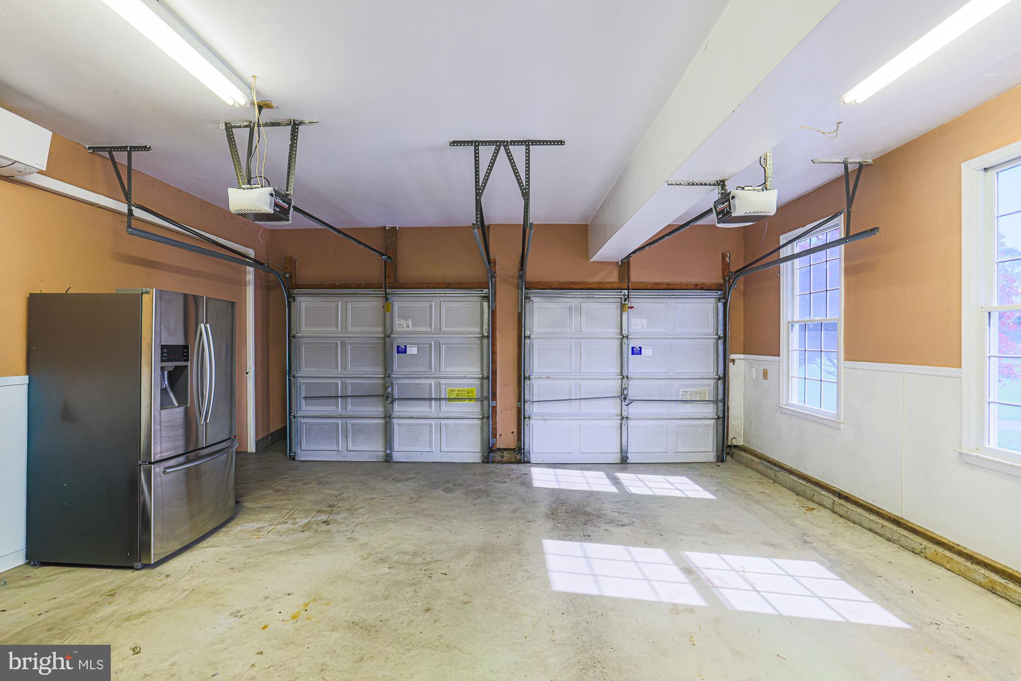 PLEASANT VIEW FARMS - Residential
