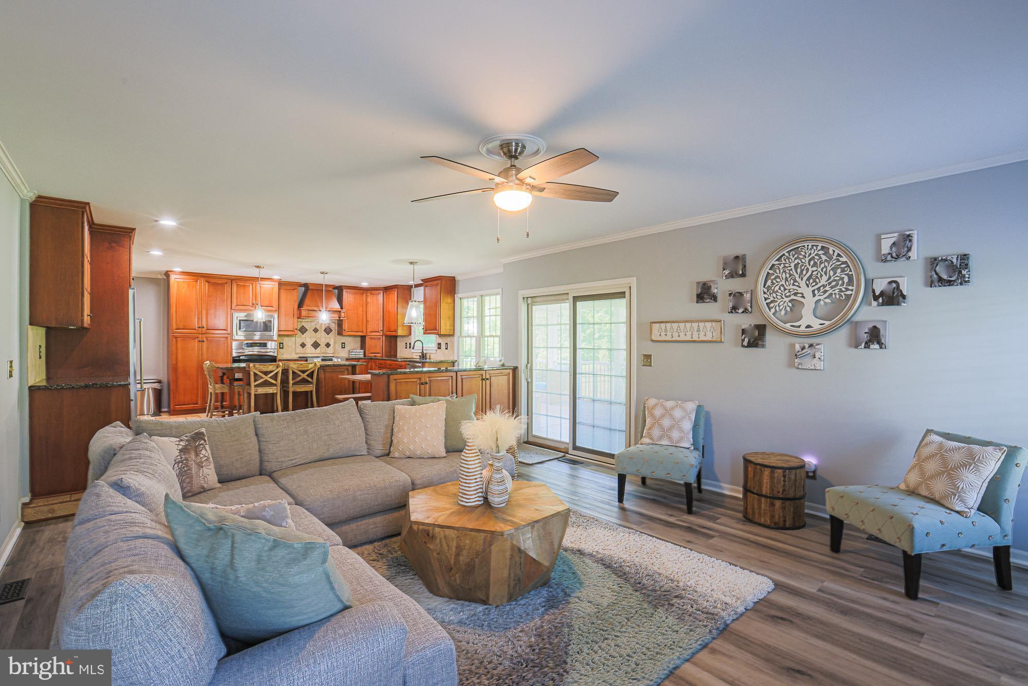 PLEASANT VIEW FARMS - Residential