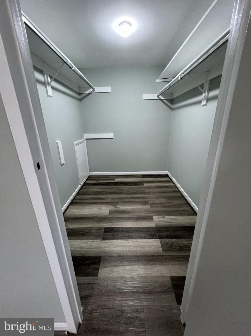 HAWTHORNE VILLAGE - Residential