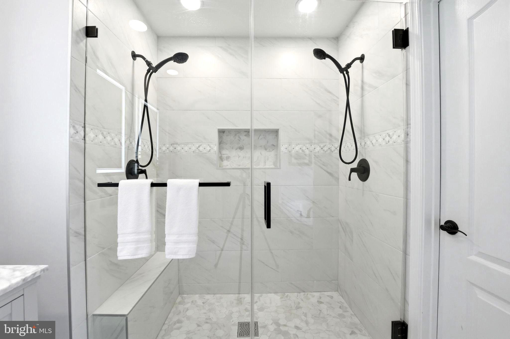 FOREST BROOKE - Residential