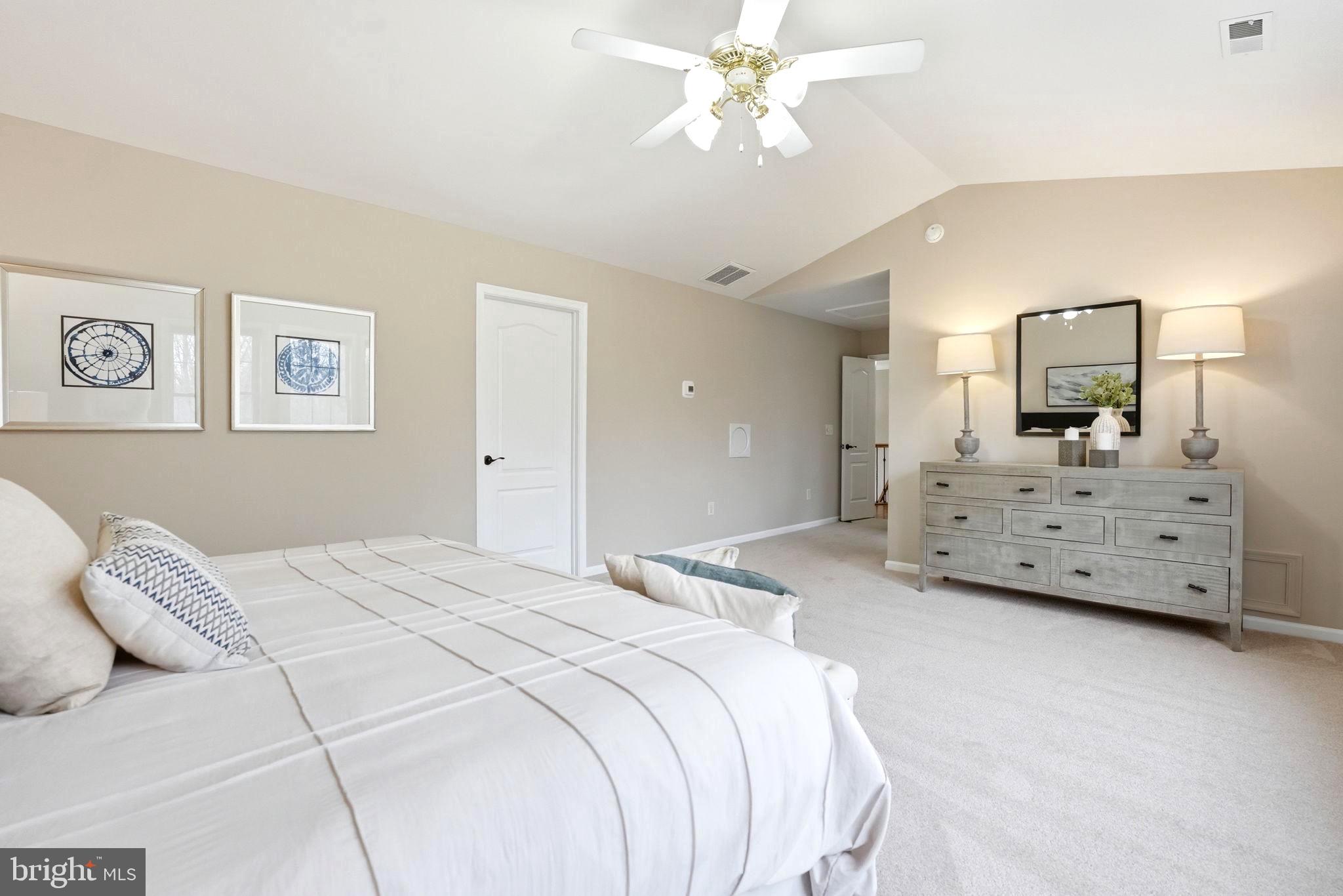 FOREST BROOKE - Residential