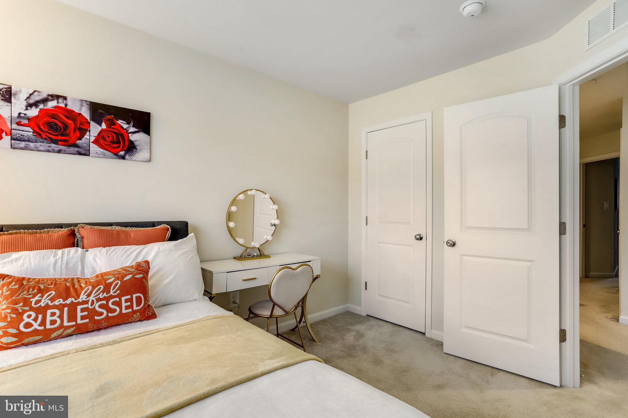 WOODMORE TOWNE CENTRE - Residential Lease