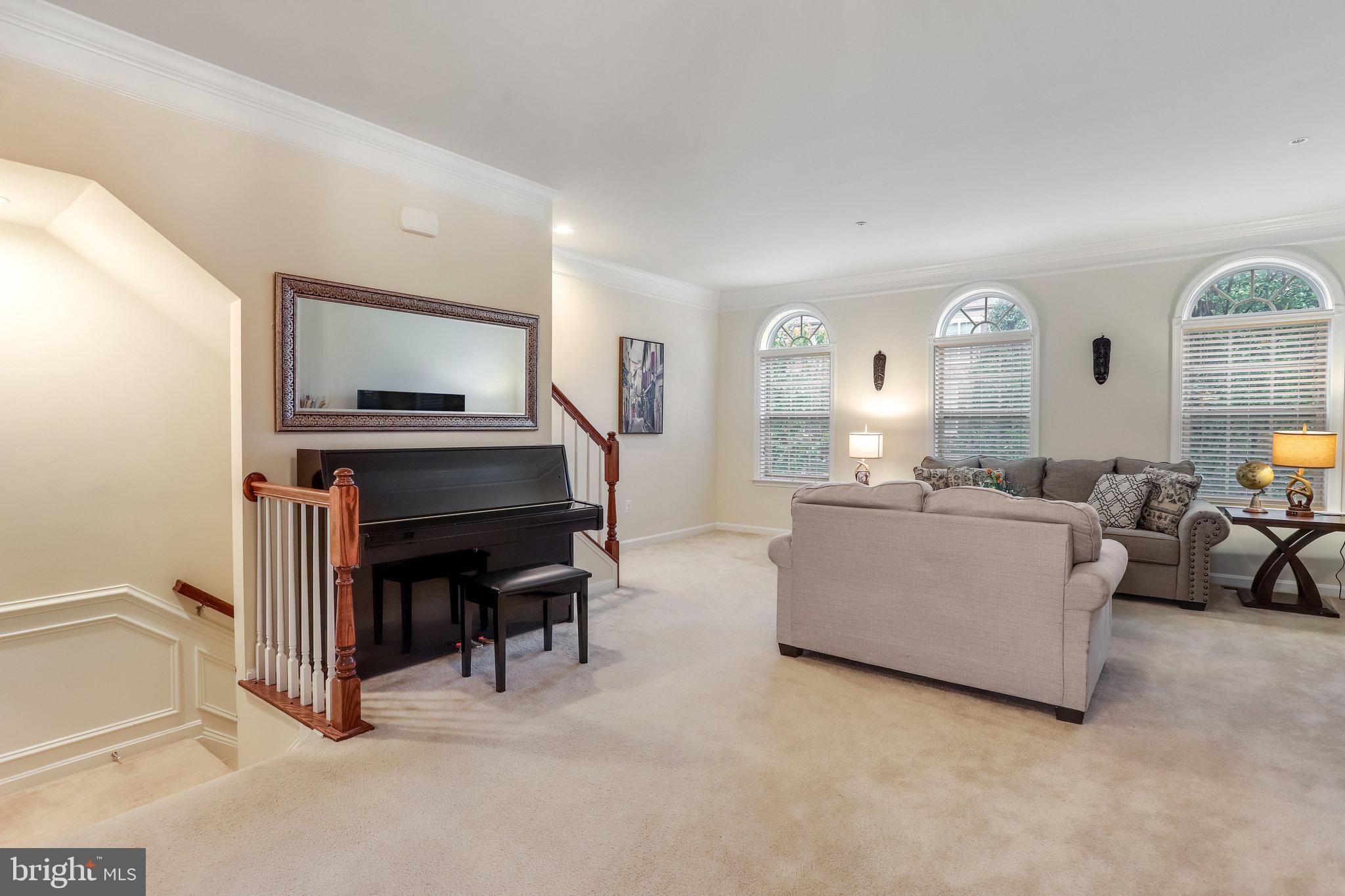 WOODMORE TOWNE CENTRE - Residential Lease