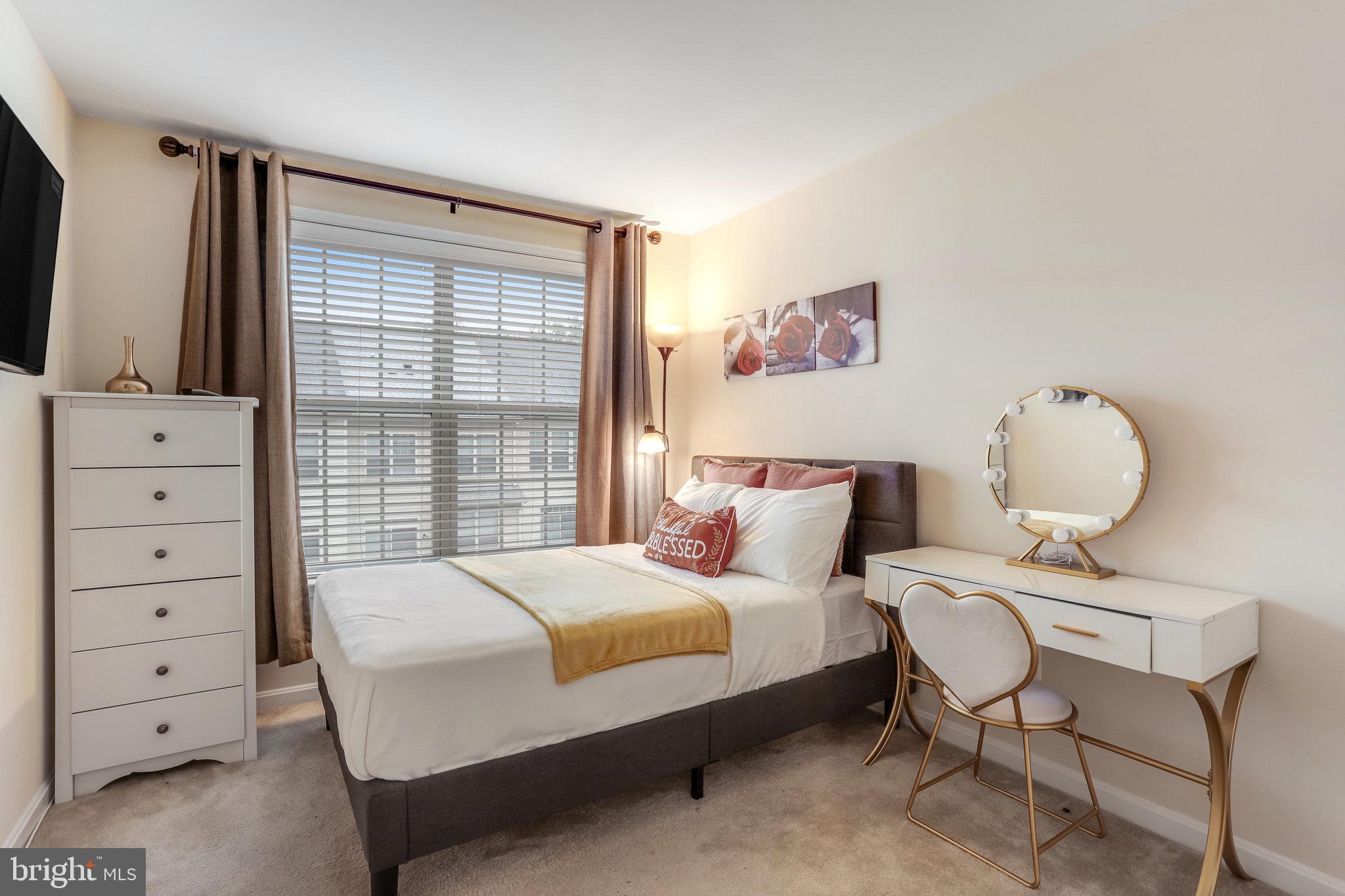 WOODMORE TOWNE CENTRE - Residential Lease