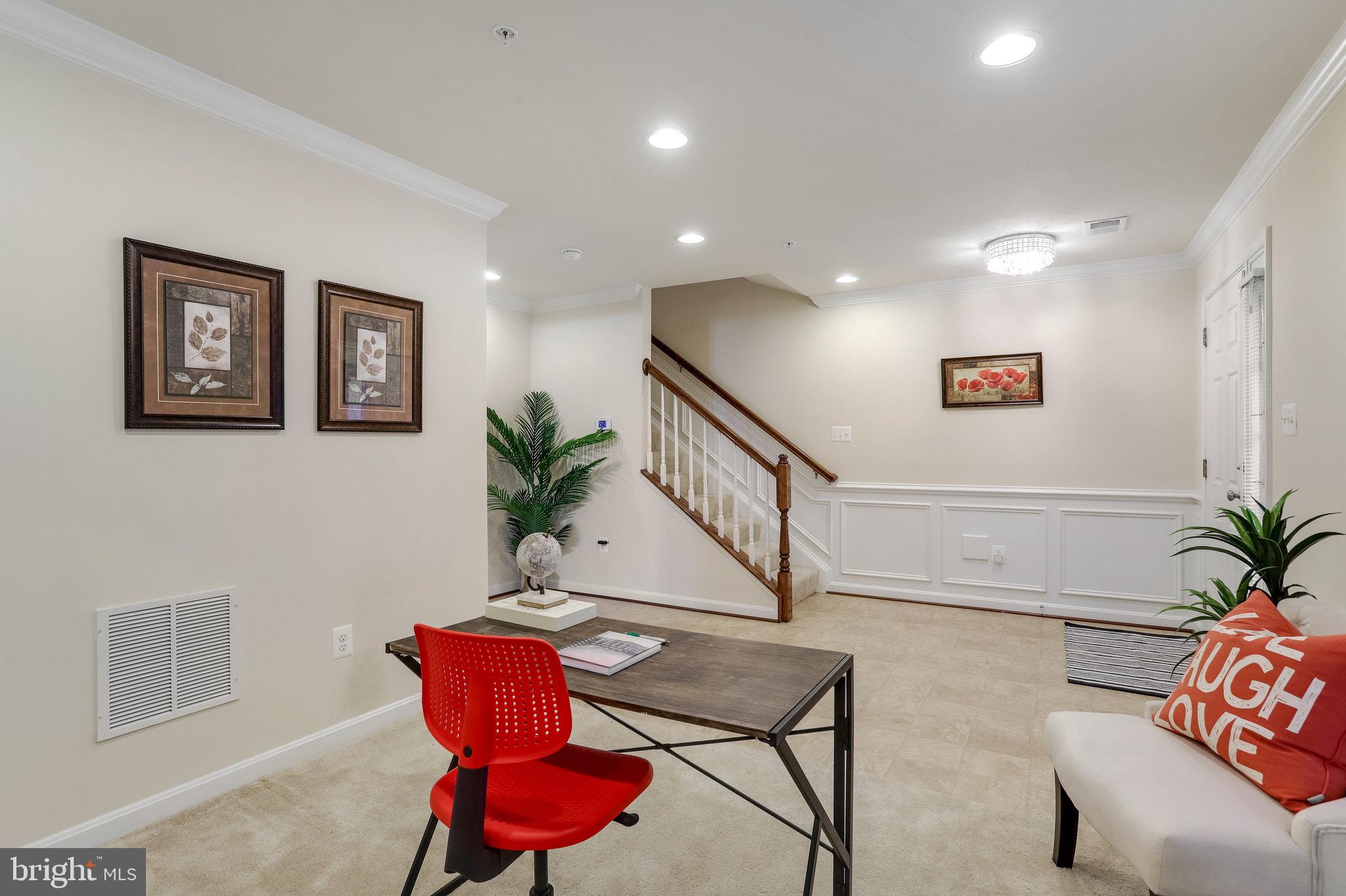 WOODMORE TOWNE CENTRE - Residential Lease