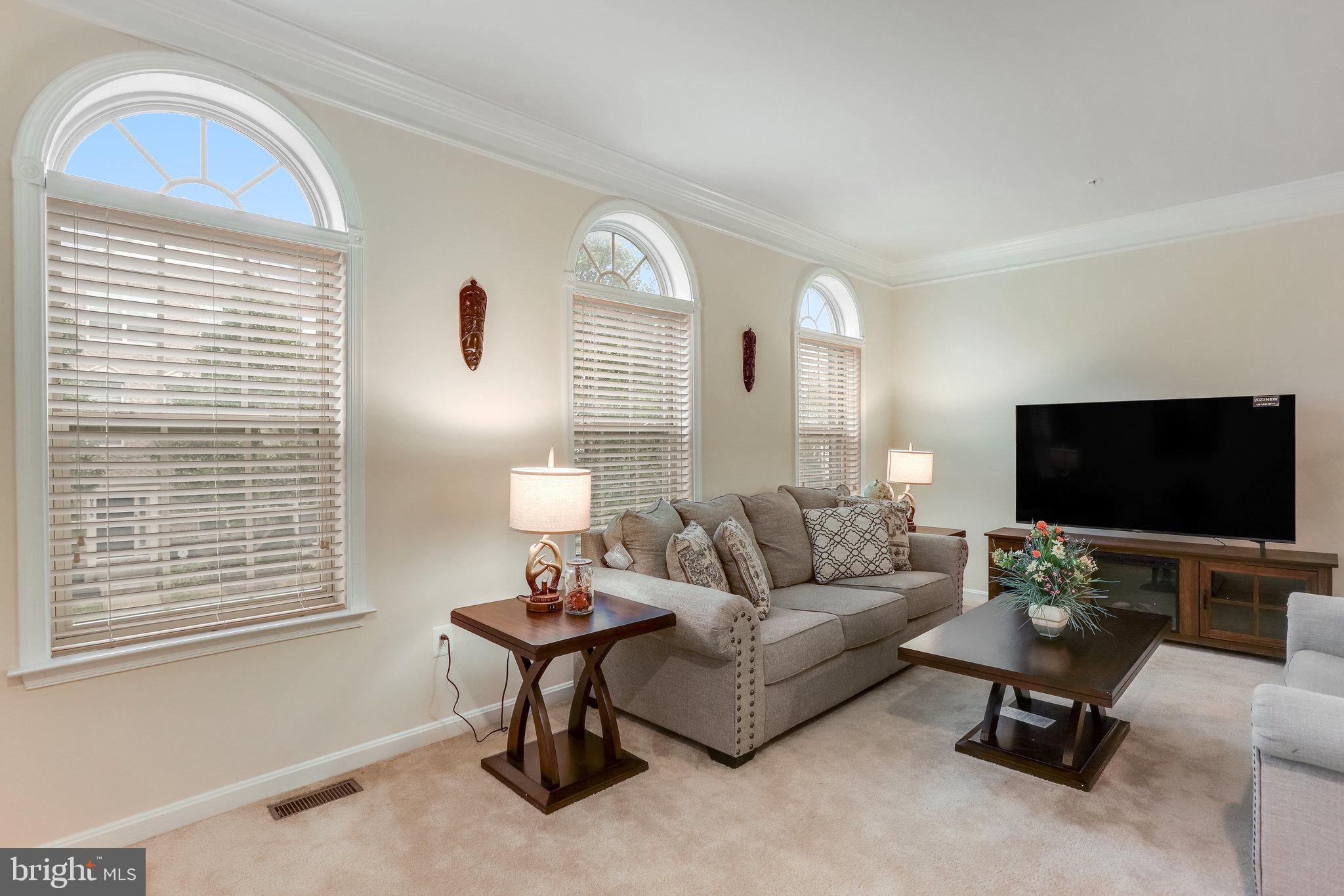 WOODMORE TOWNE CENTRE - Residential Lease