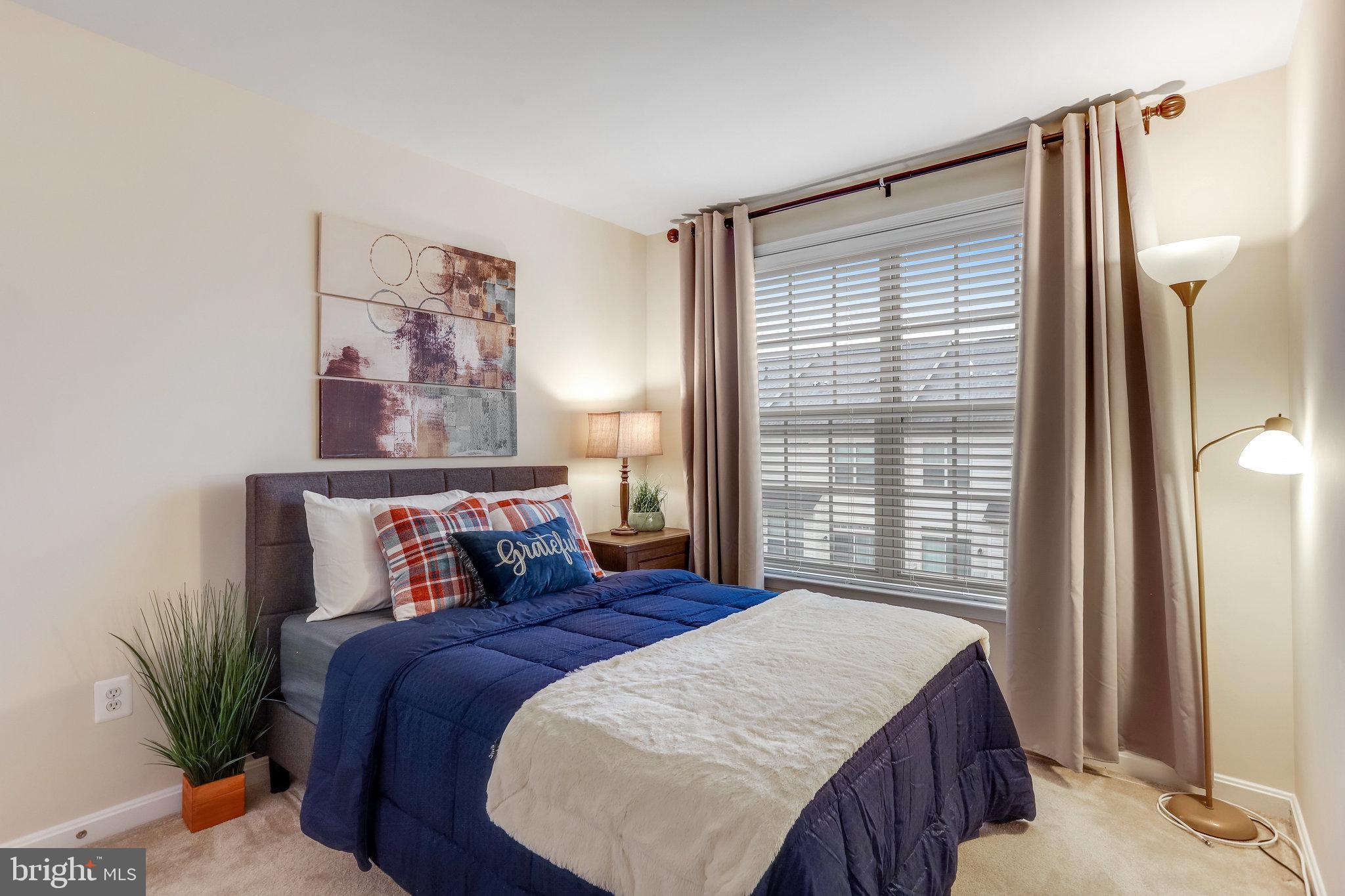 WOODMORE TOWNE CENTRE - Residential Lease