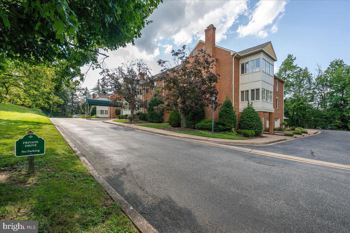 816 SUNKEN ROAD 7