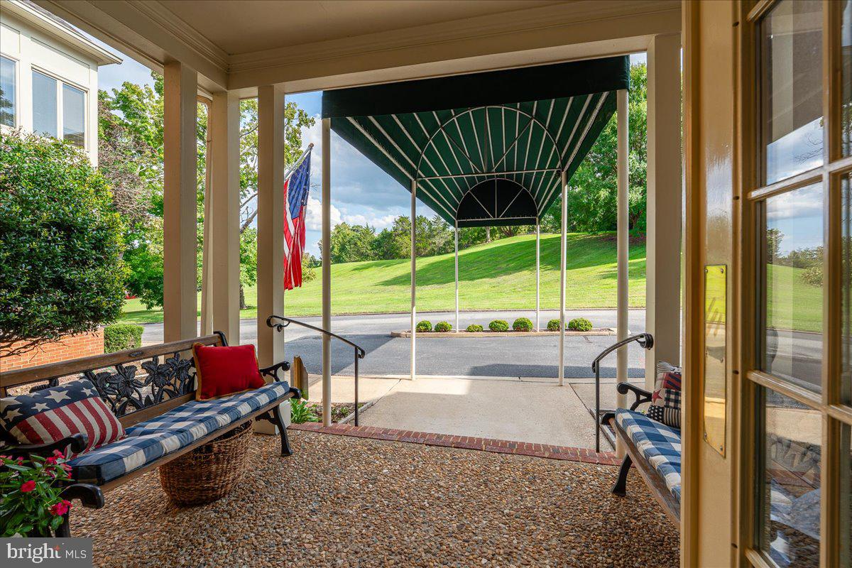 816 SUNKEN ROAD 7