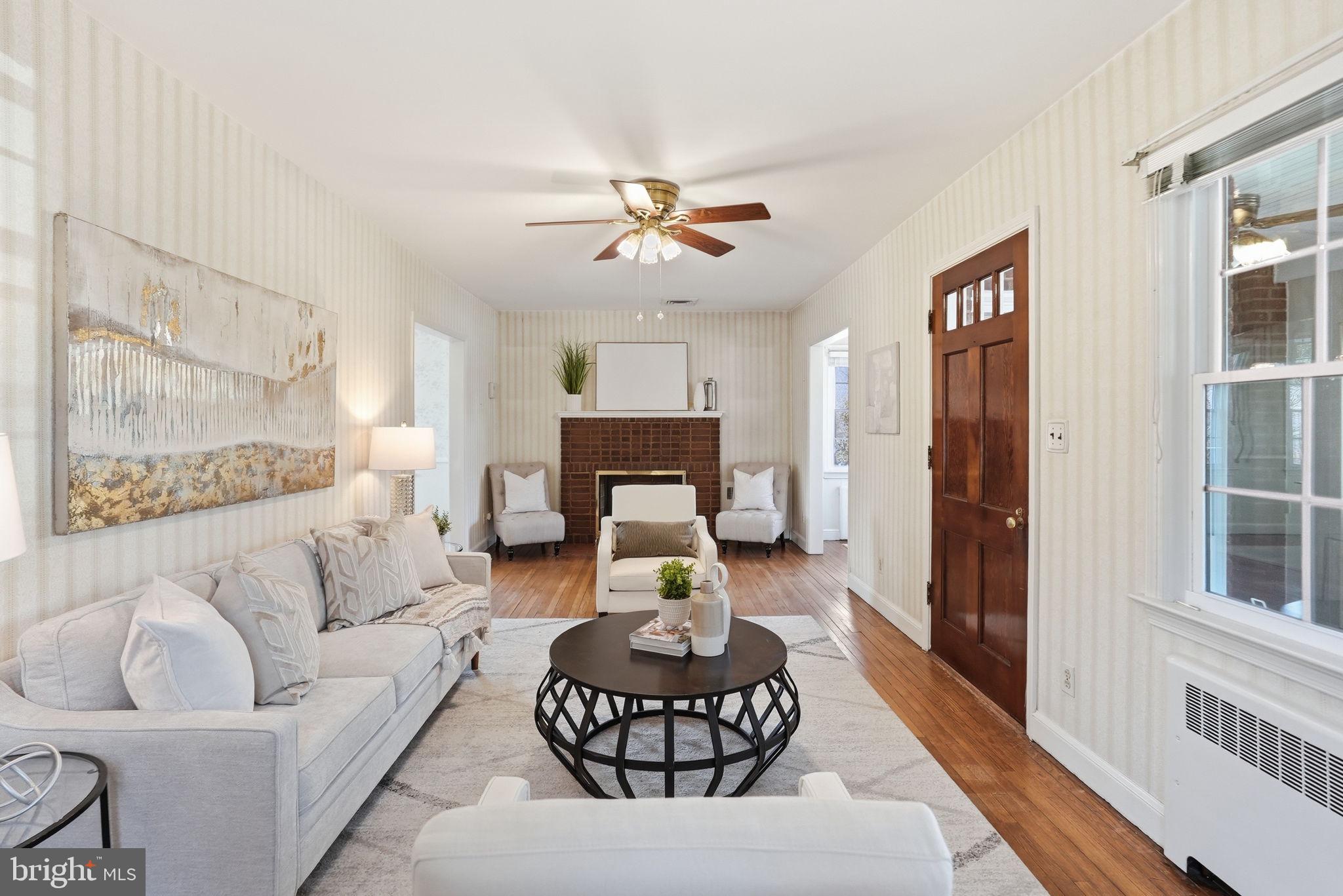 ADDISON HEIGHTS - Residential