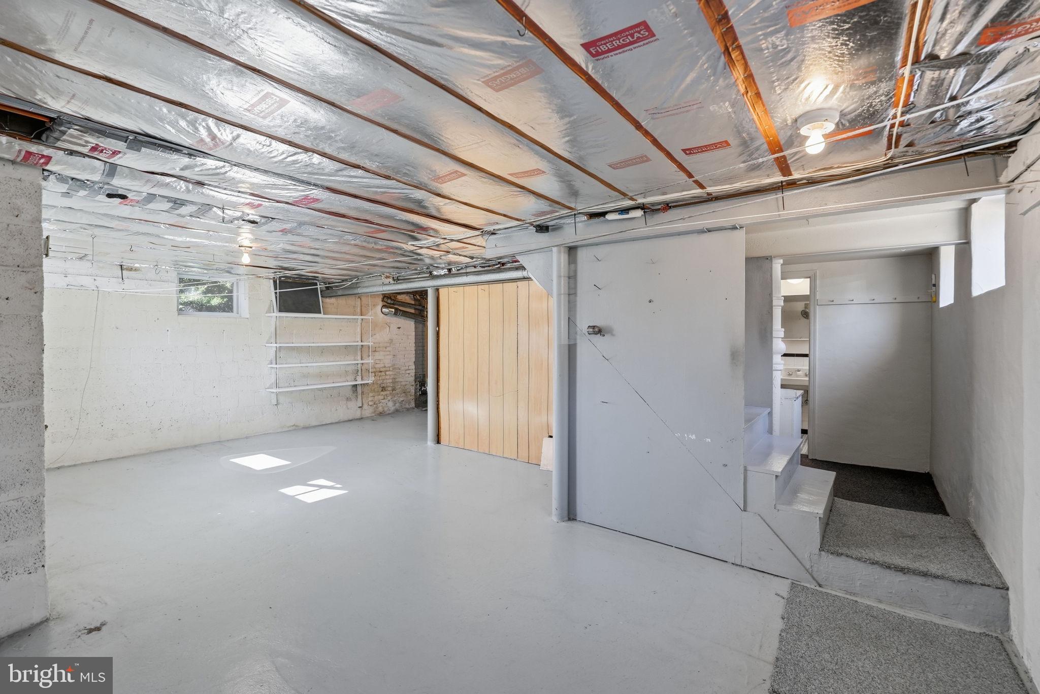 ADDISON HEIGHTS - Residential