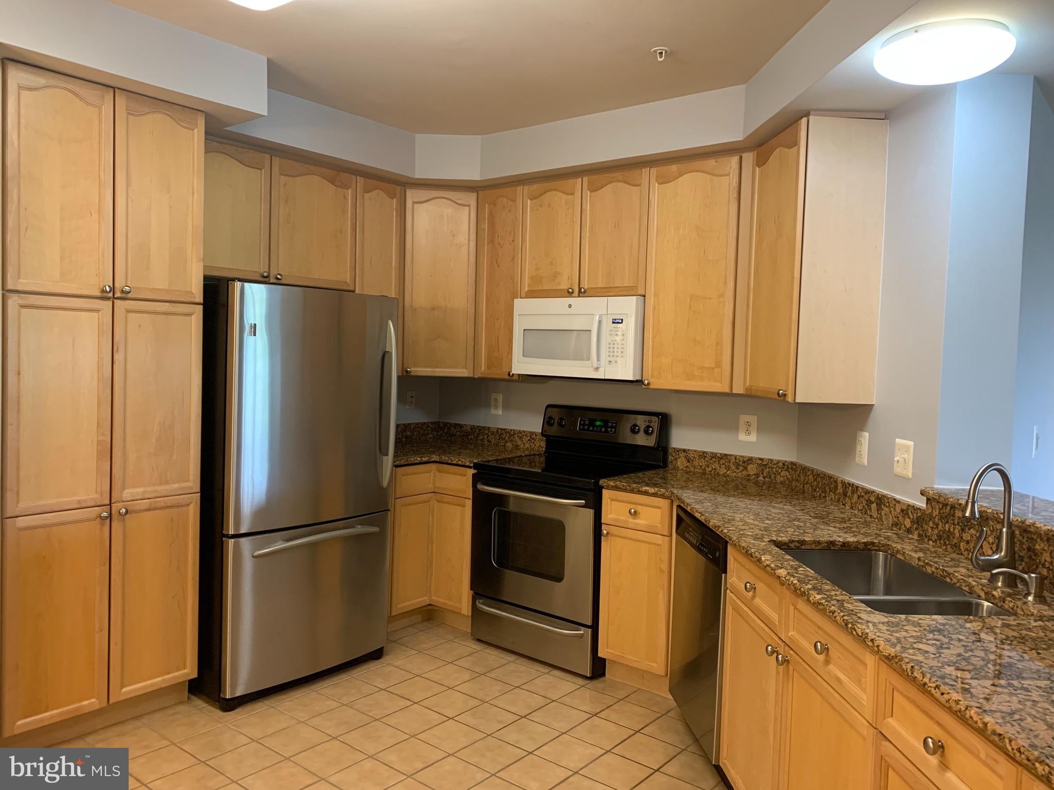 BELMONT BAY - Residential Lease