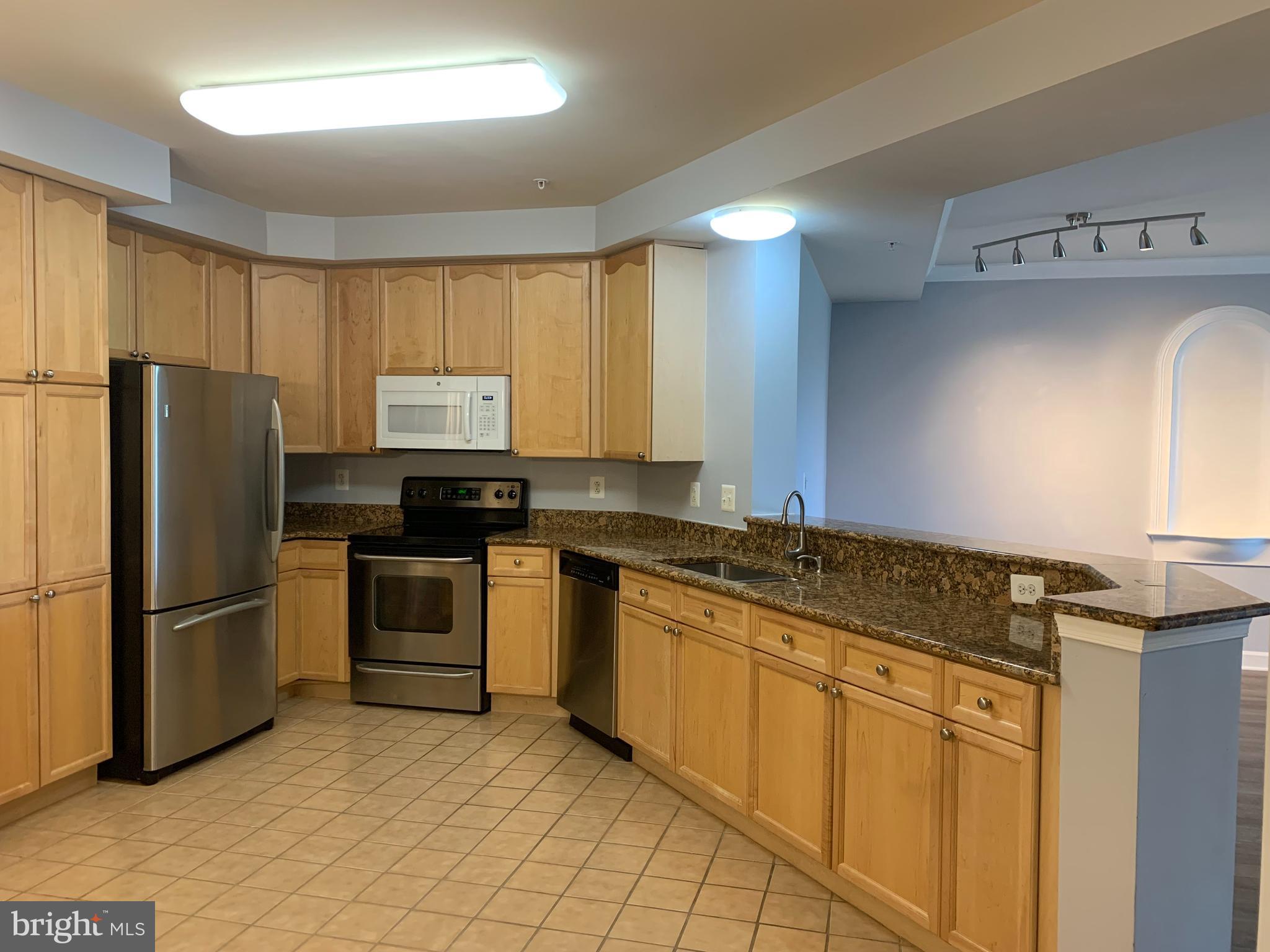 BELMONT BAY - Residential Lease