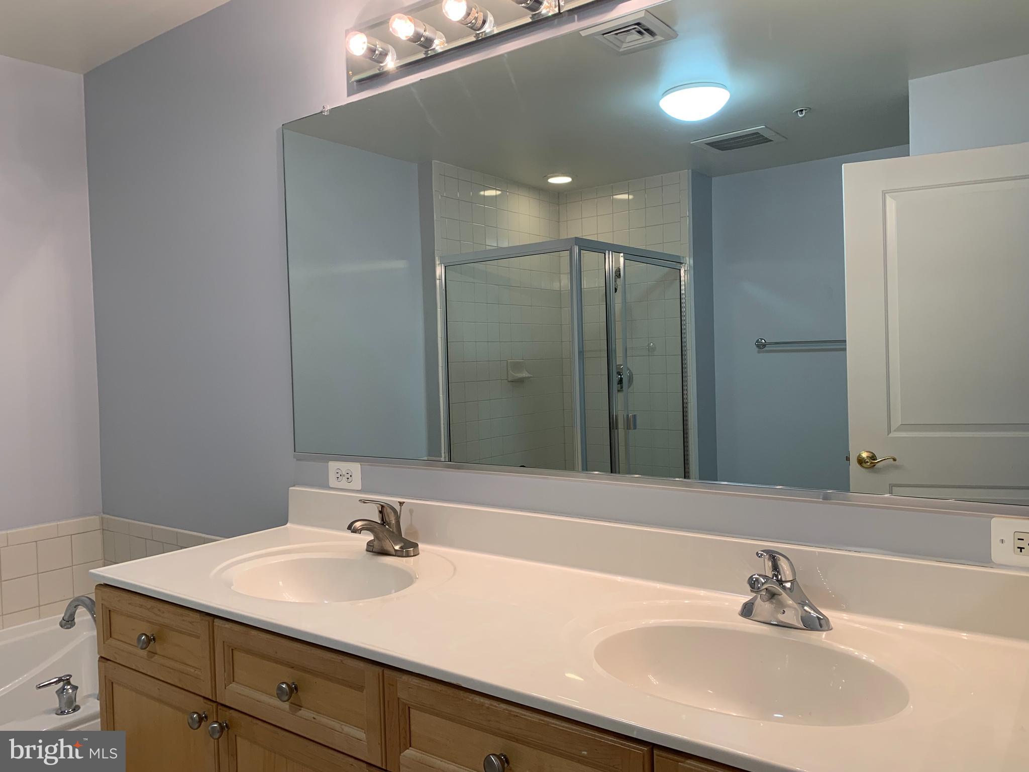 BELMONT BAY - Residential Lease