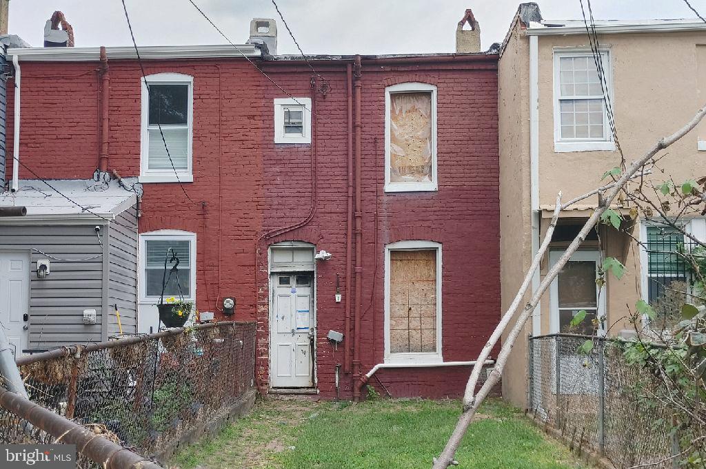 WASHINGTON VILLAGE - Residential