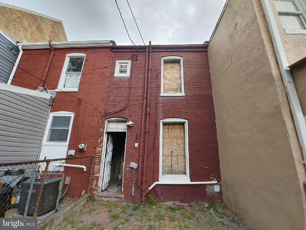 WASHINGTON VILLAGE - Residential