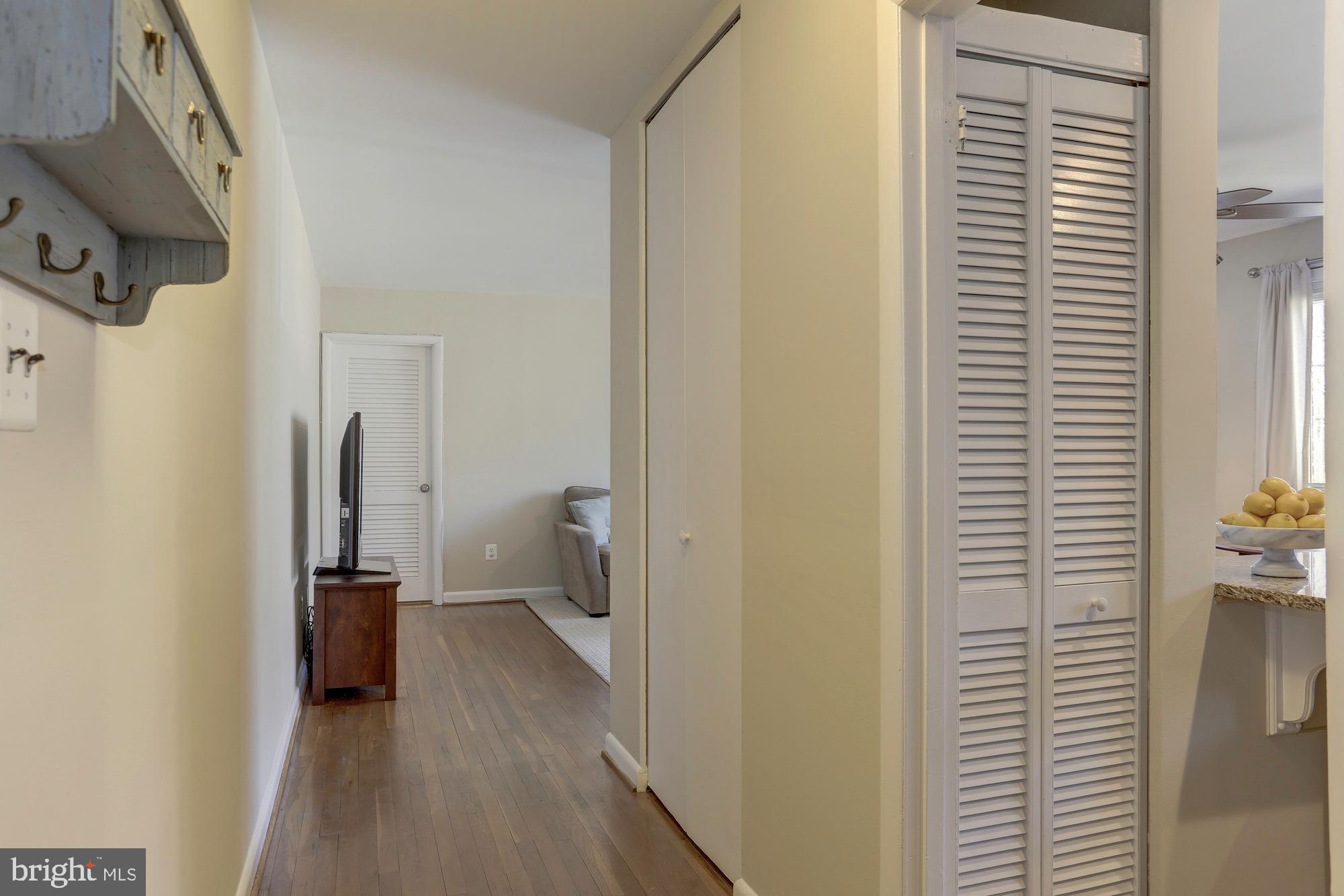 PARKSIDE CONDOMINIUMS - Residential Lease