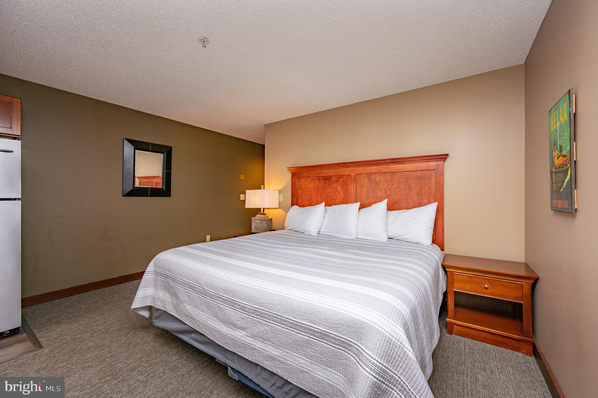 SILVER TREE SUITES - Residential