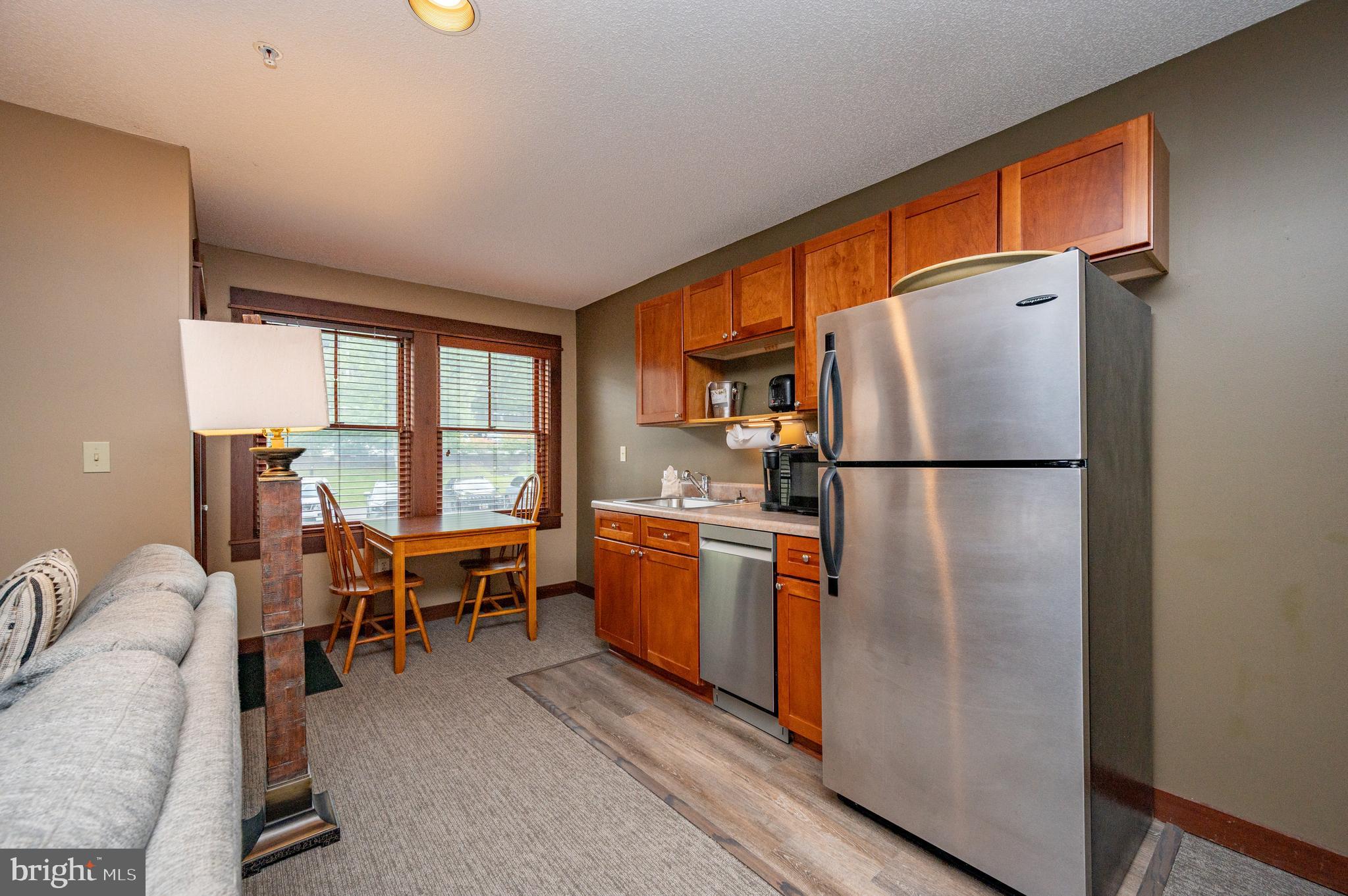 SILVER TREE SUITES - Residential