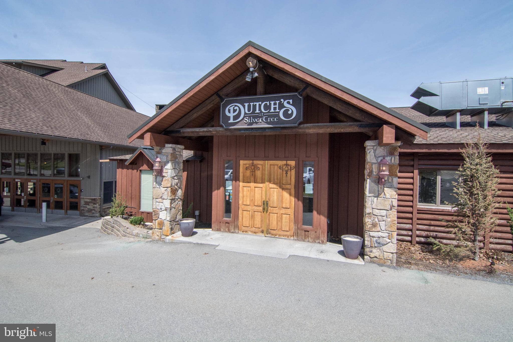 SILVER TREE SUITES - Residential