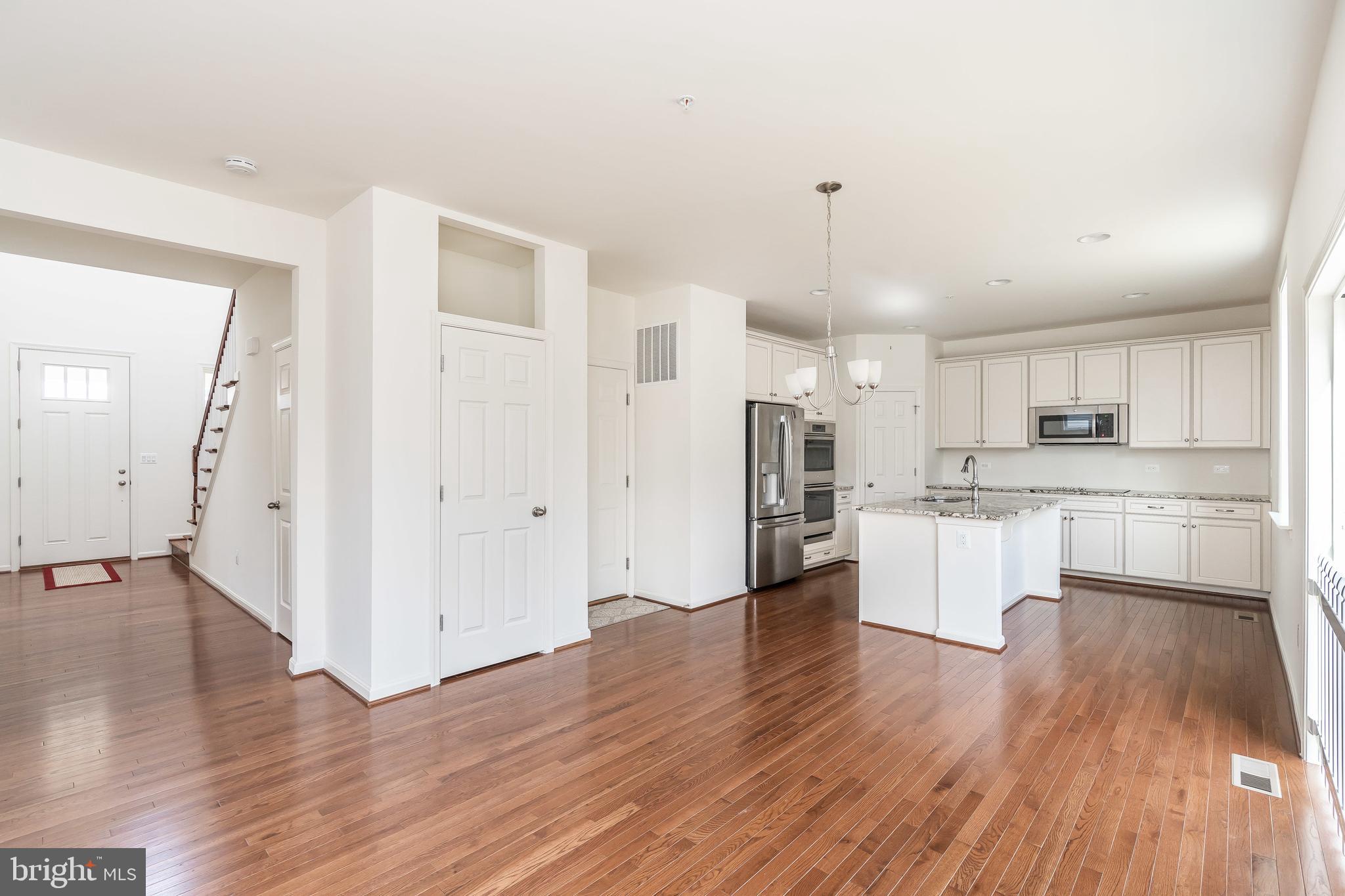 TANYARD COVE NORTH - Residential Lease