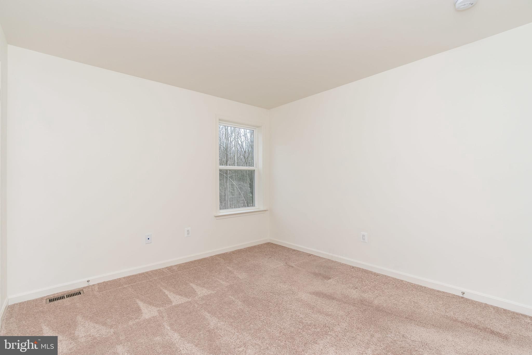 TANYARD COVE NORTH - Residential Lease