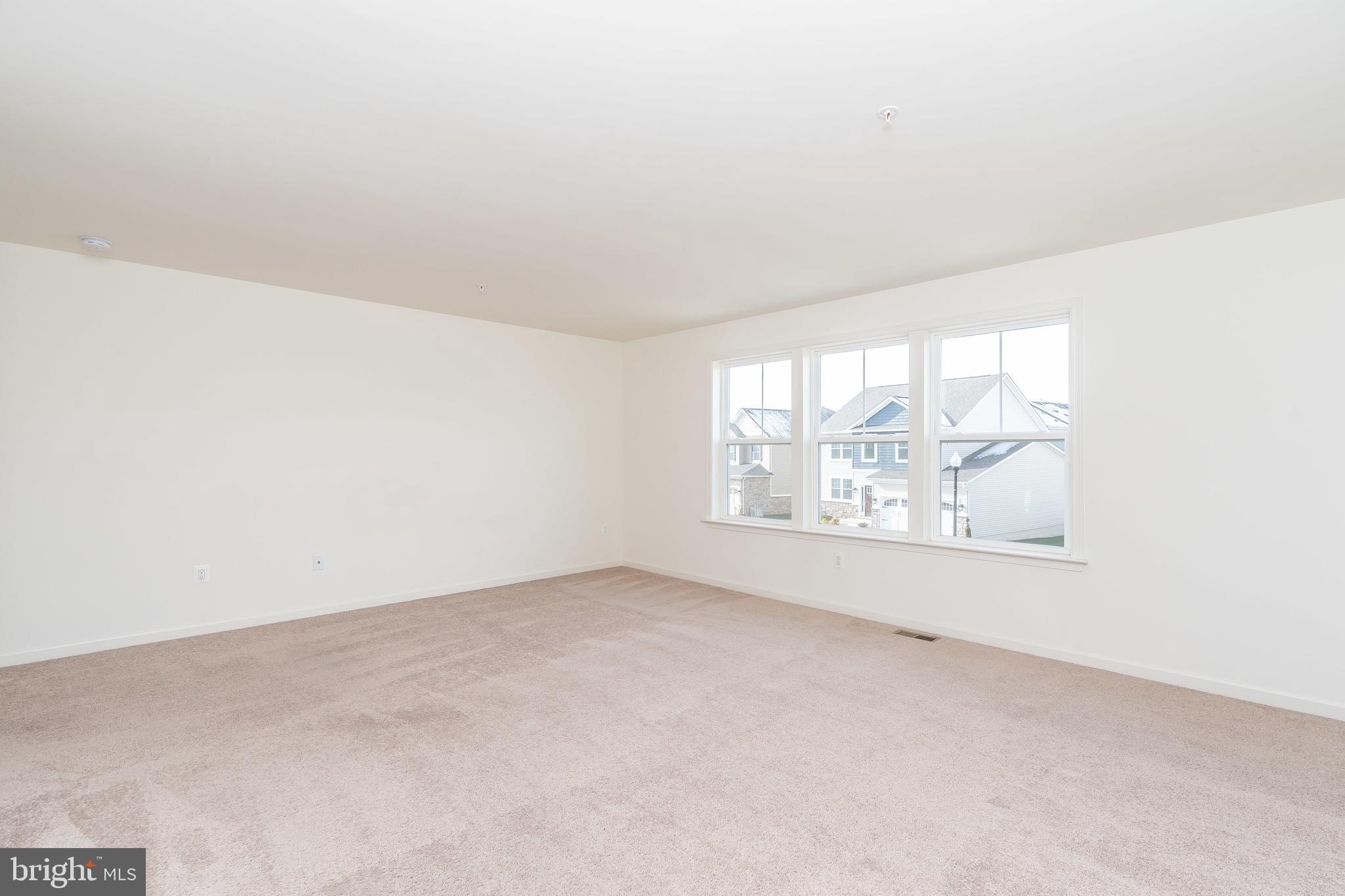 TANYARD COVE NORTH - Residential Lease