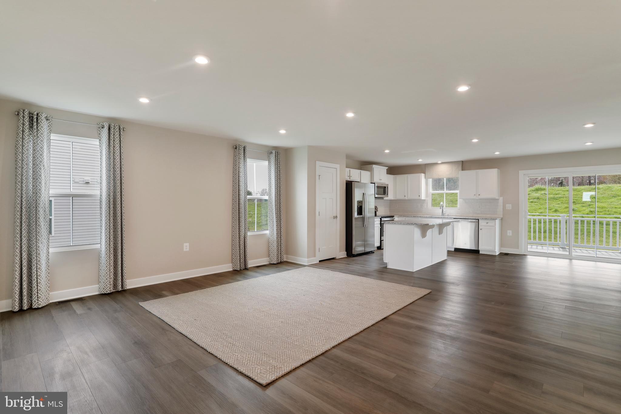 SOUTH BROOK - Residential