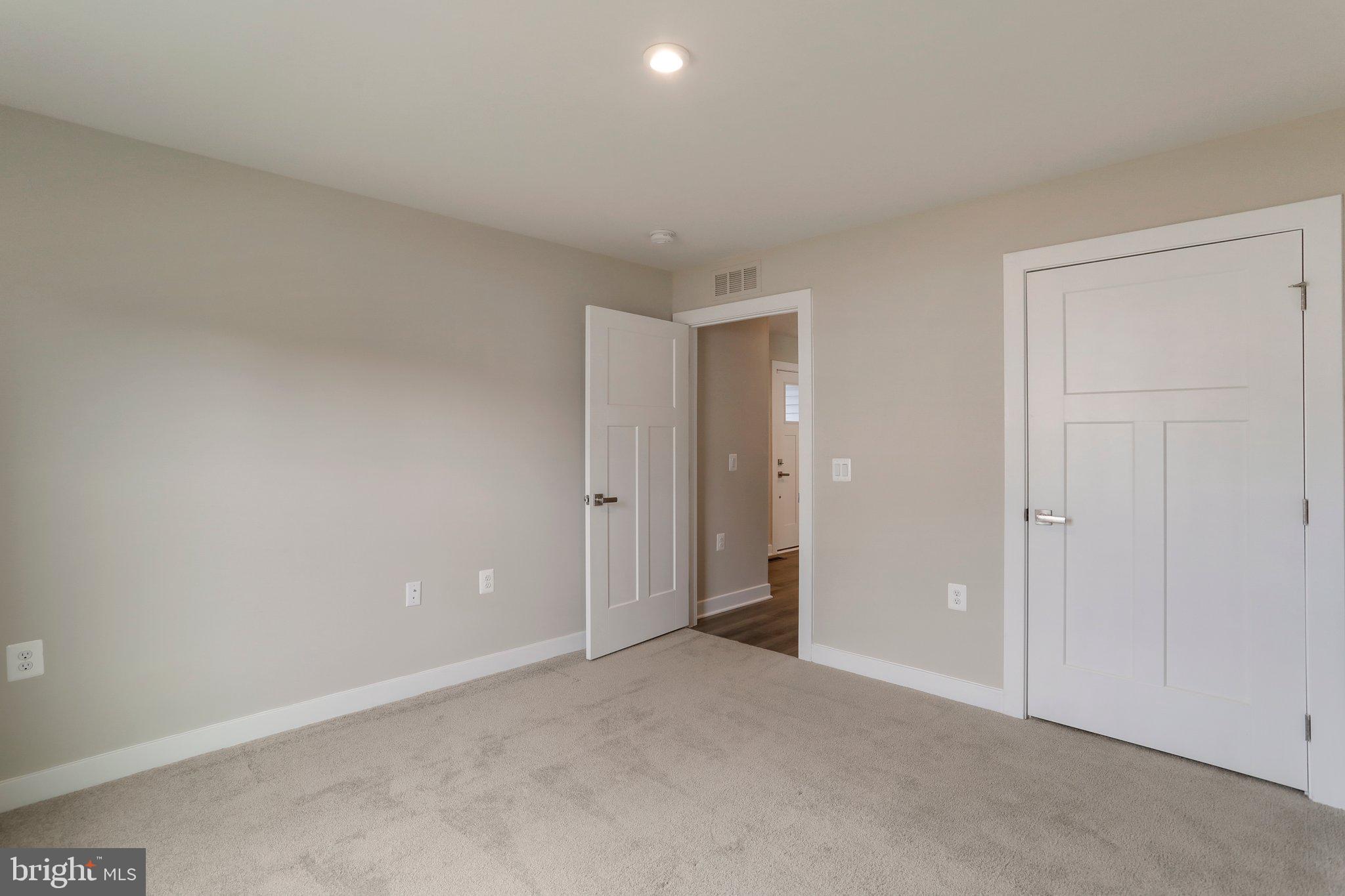 SOUTH BROOK - Residential