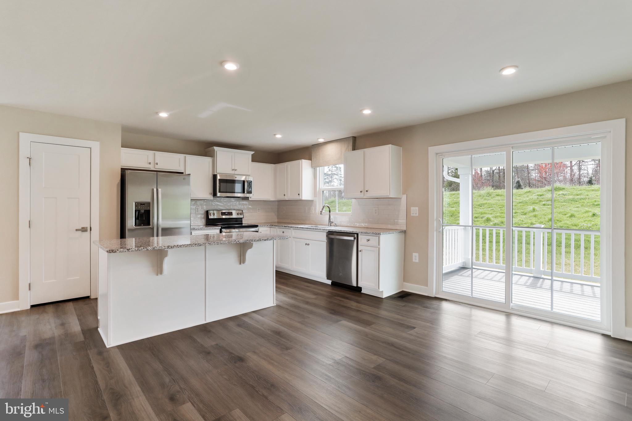 SOUTH BROOK - Residential