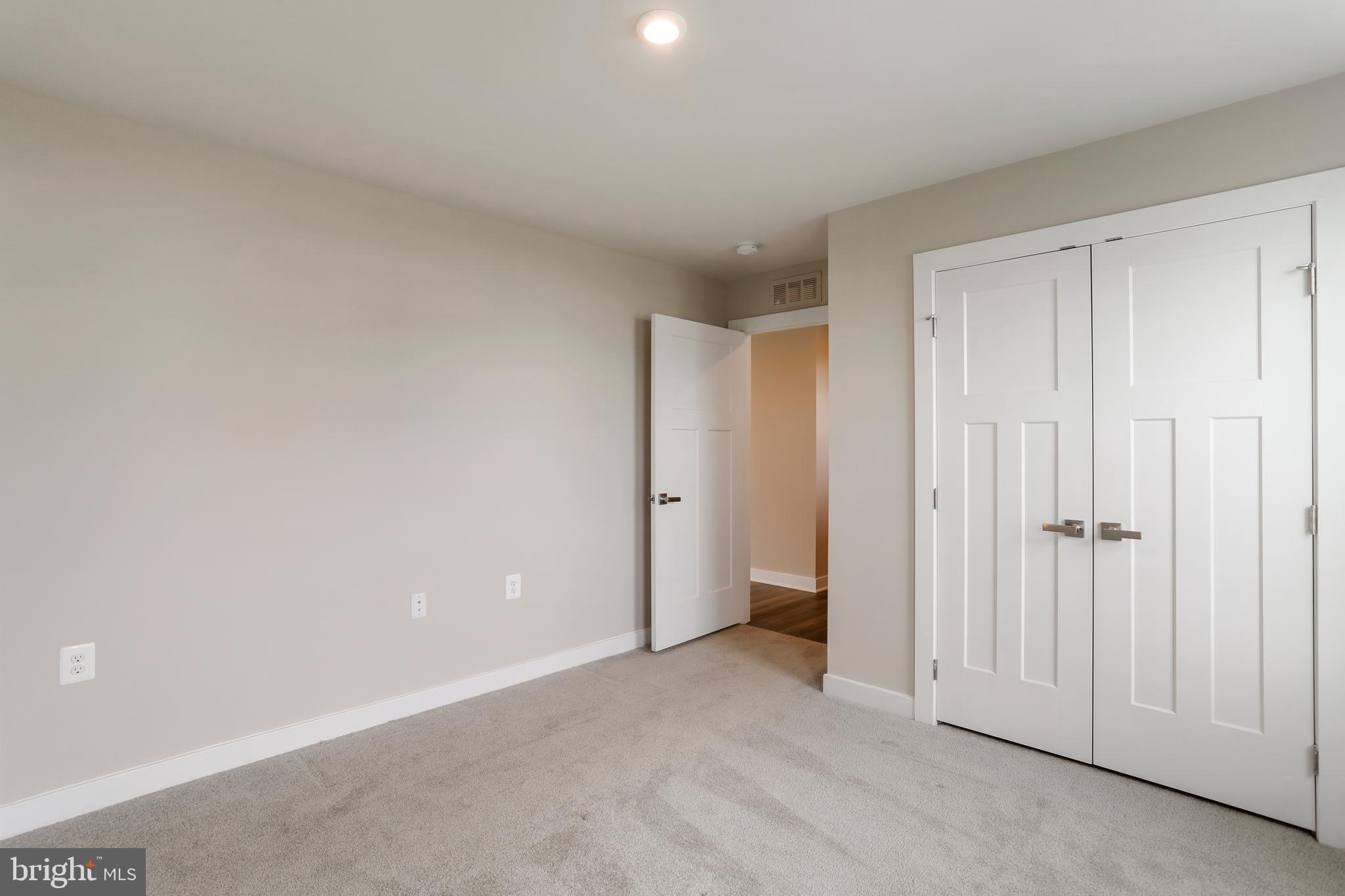 SOUTH BROOK - Residential