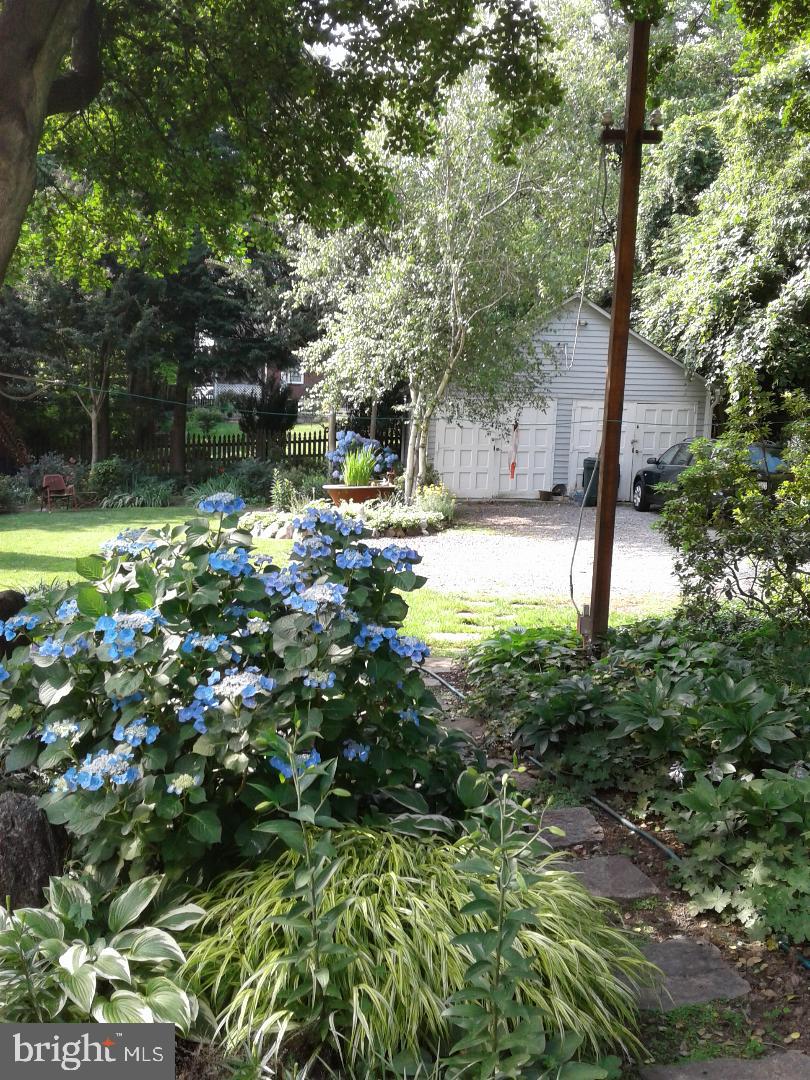 WOODMOOR - Residential