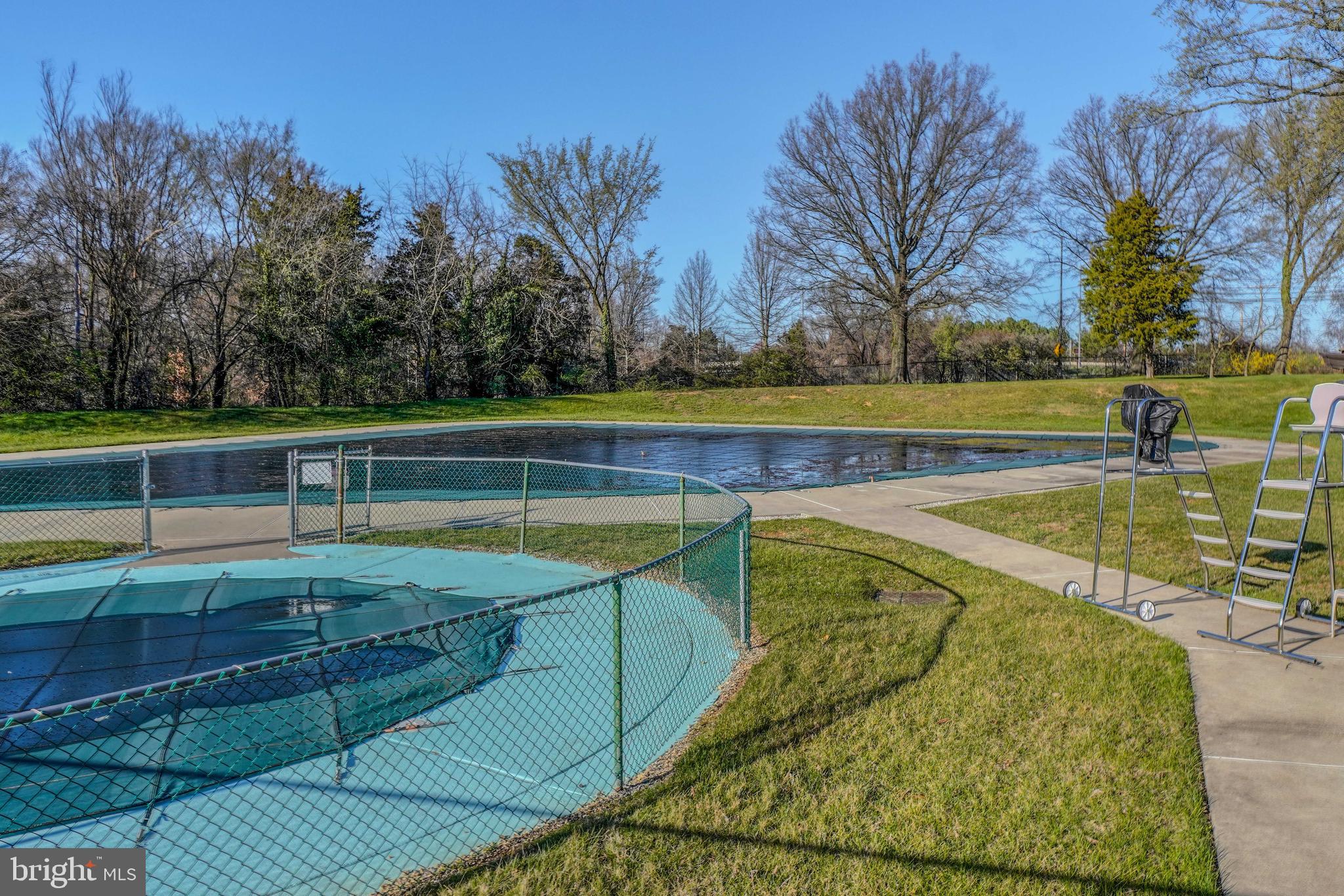 DULANEY VALLEY GARDENS - Residential