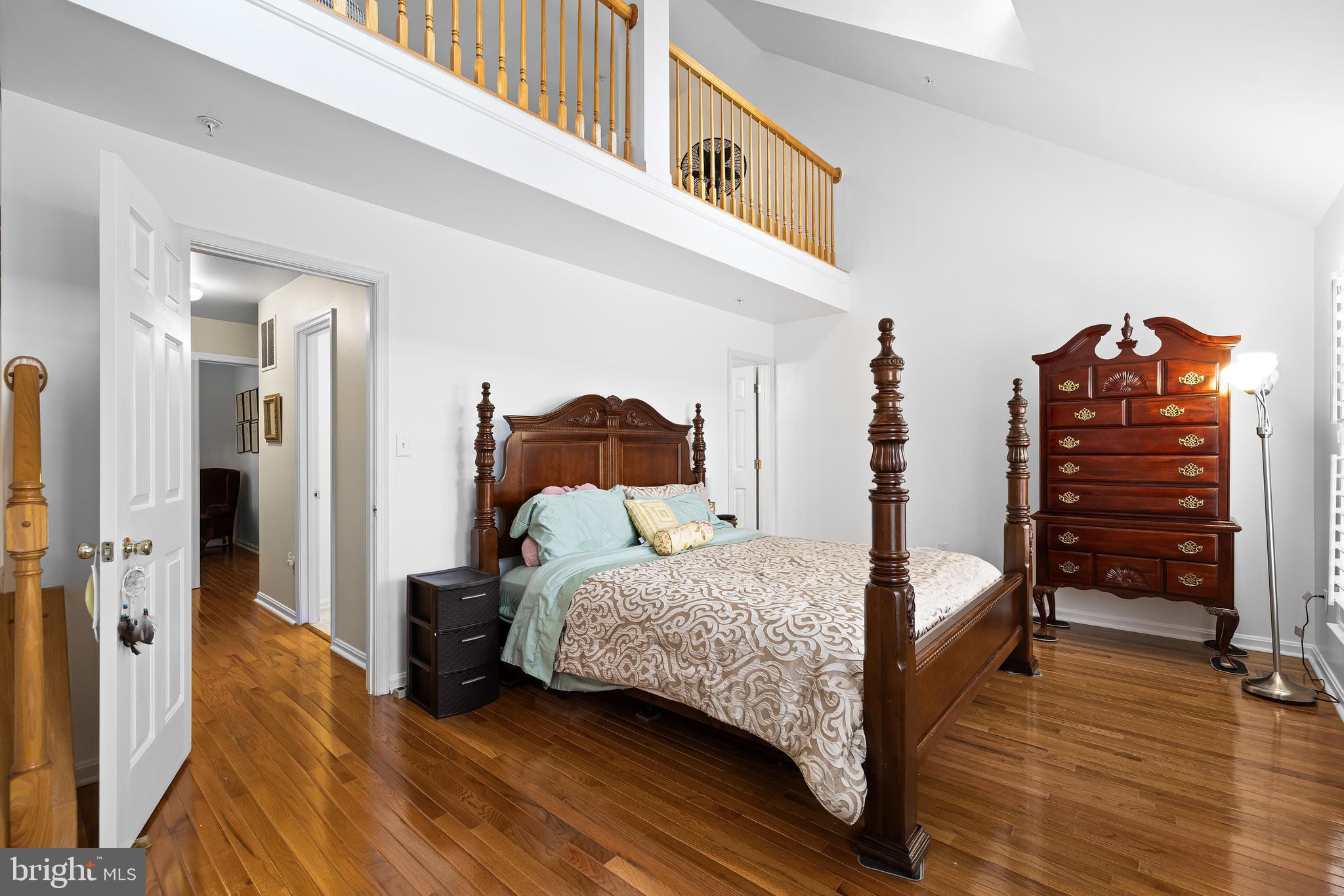 NEW TOWN - Residential