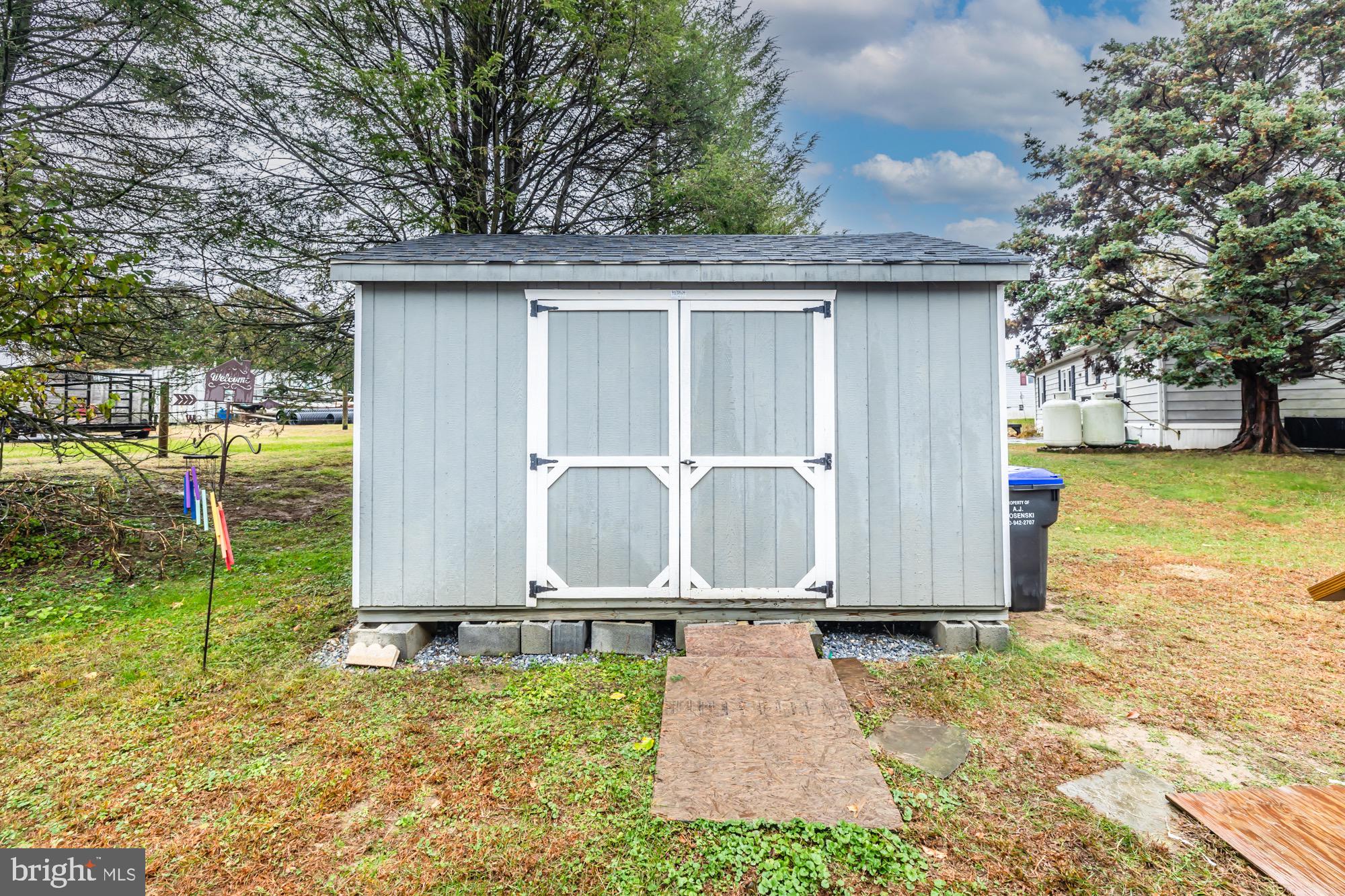 APPLEVILLE WEST - Residential