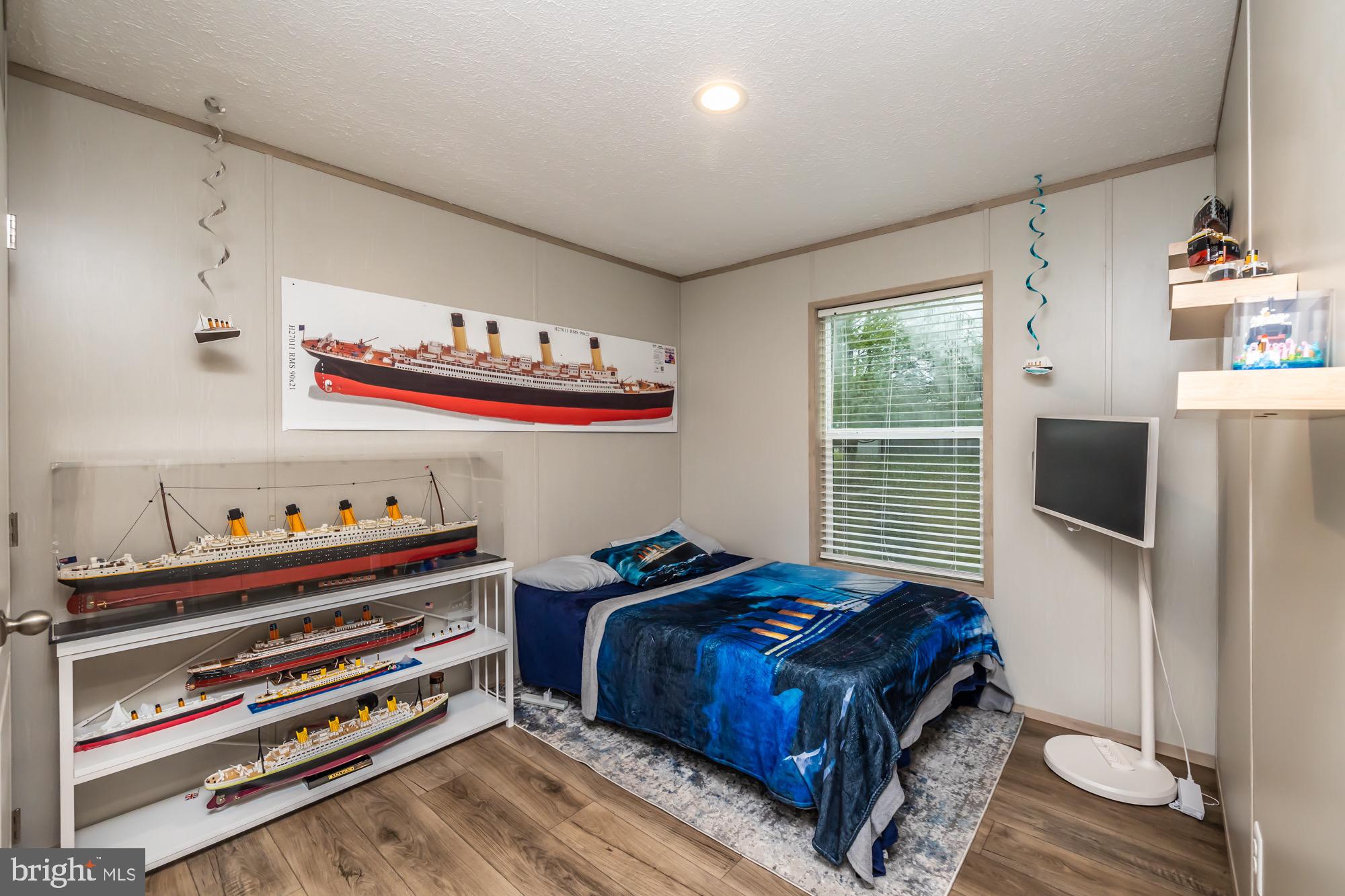 APPLEVILLE WEST - Residential