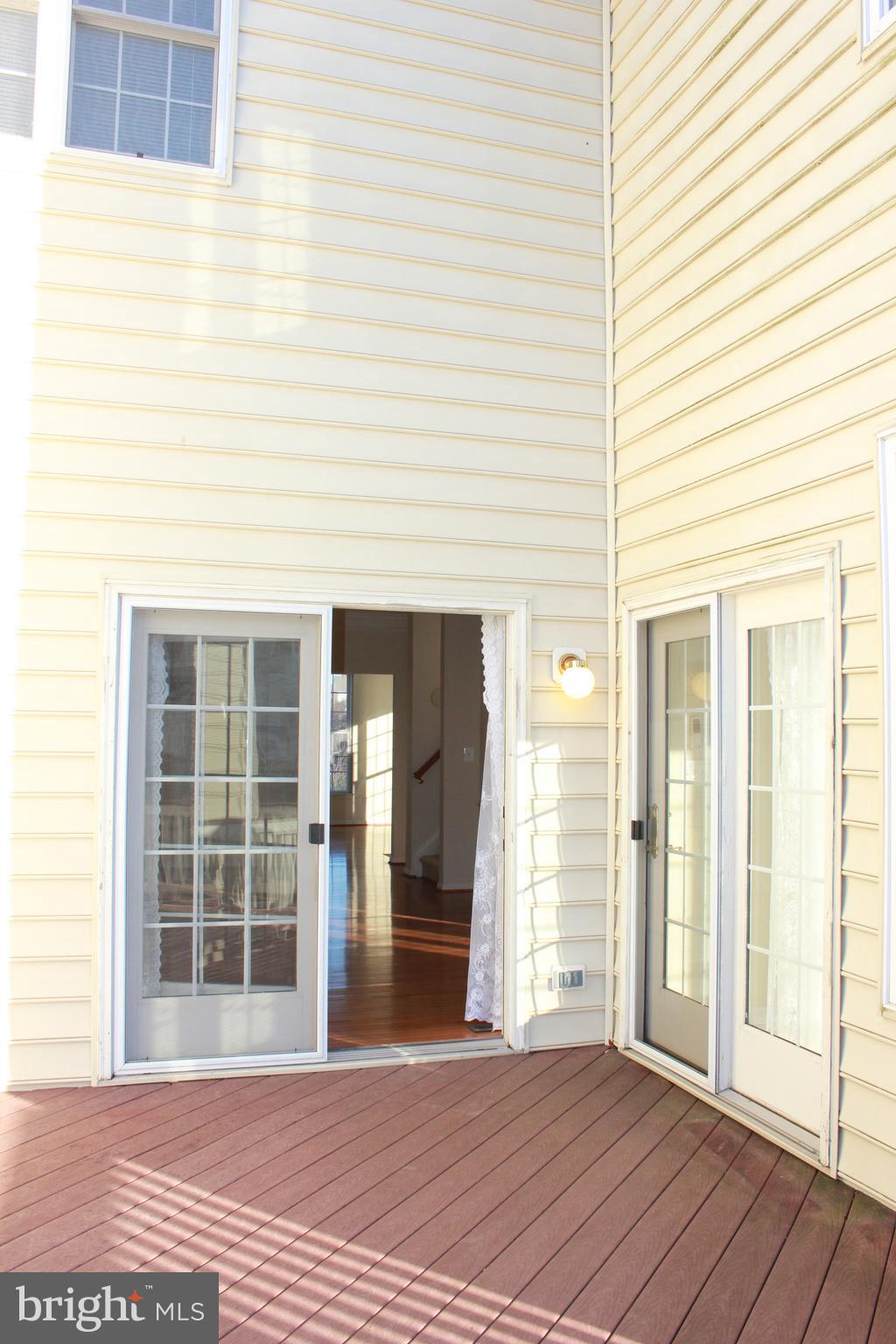 LOUDOUN VALLEY ESTATES - Residential Lease