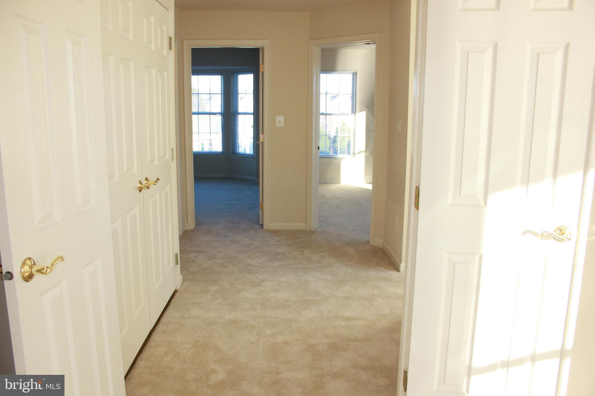 LOUDOUN VALLEY ESTATES - Residential Lease