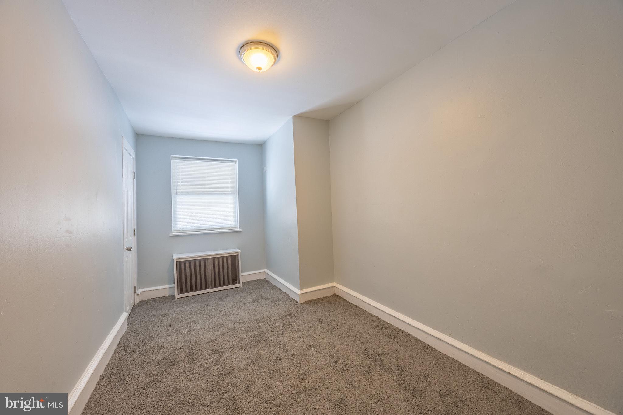 ELMWOOD PARK - Residential