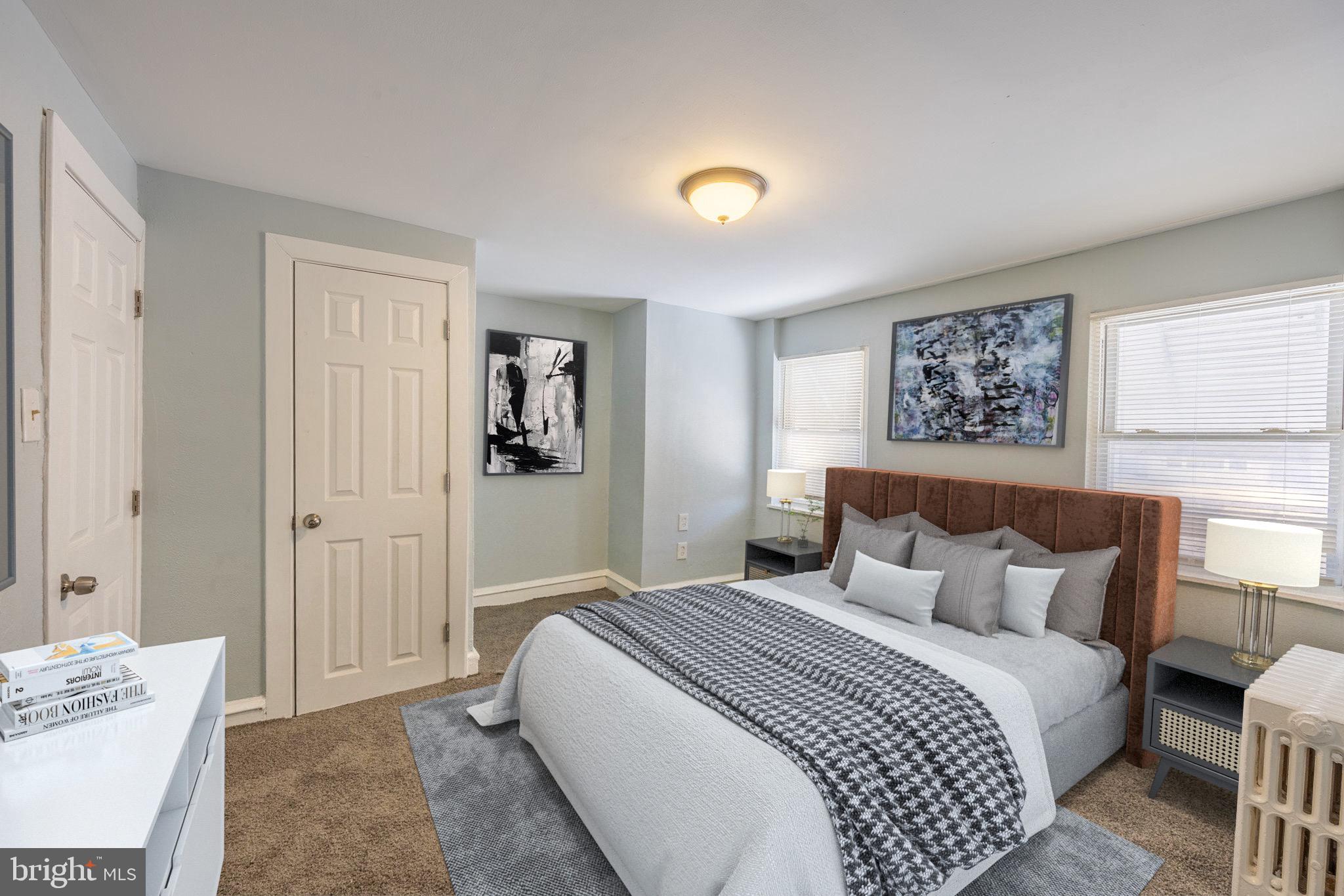 ELMWOOD PARK - Residential