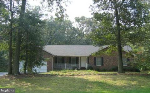 9180 ROLLING MEADOW RUN PASADENA MD 21122