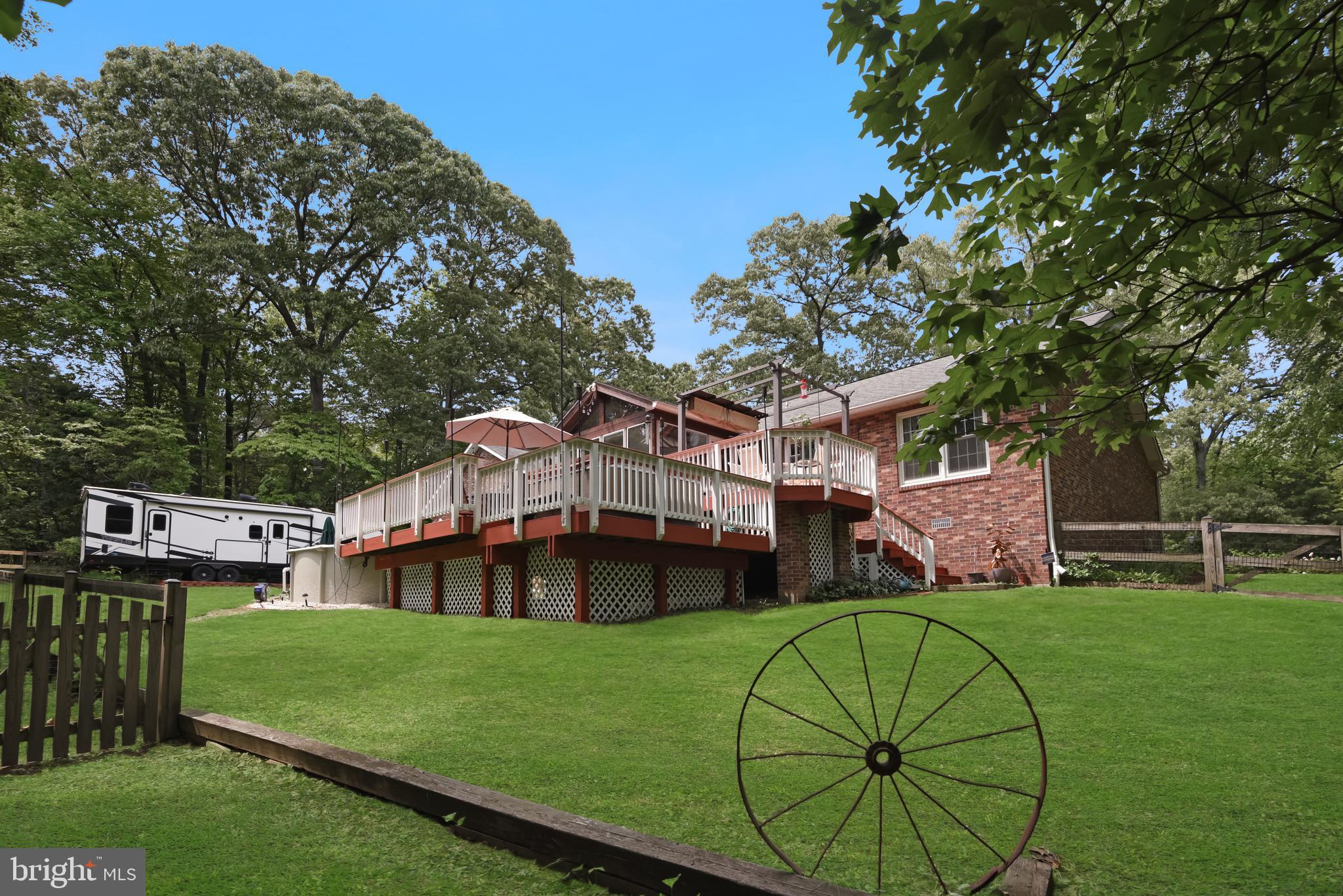 HAMPTON CHASE - Residential